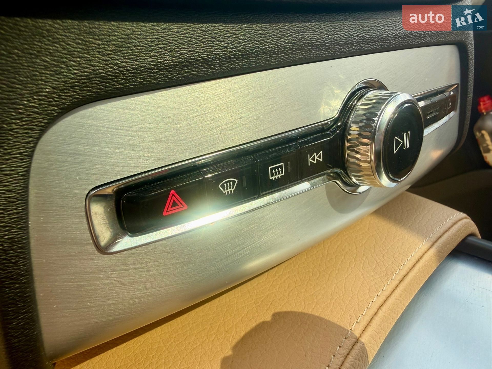 Volvo XC90 2017 VIN YV4A22PK4H1155414 фото оголошення 22 з 59
