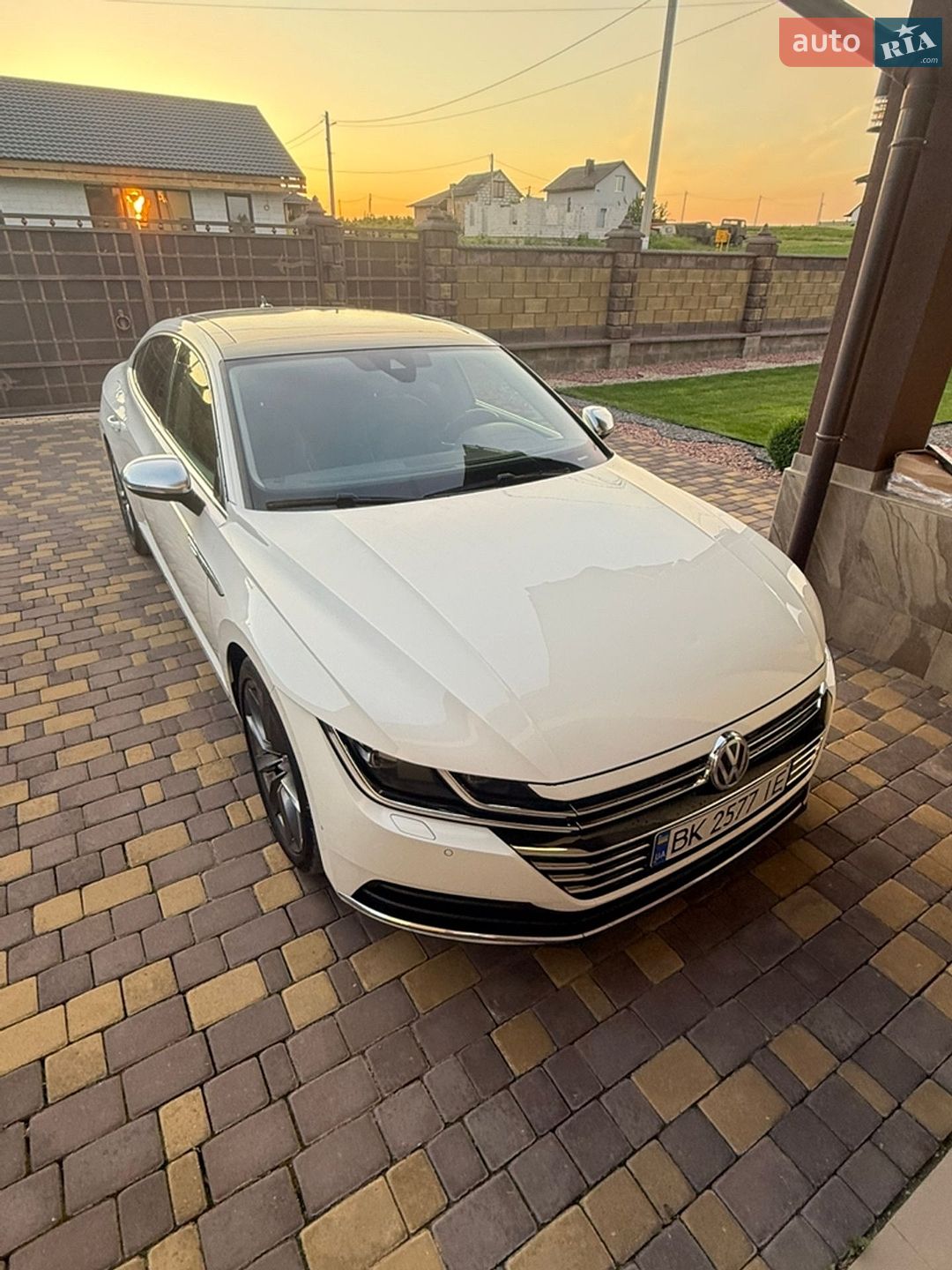 Volkswagen Arteon 2019 VIN WVWZZZ3HZLE009316 фото оголошення 2 з 12