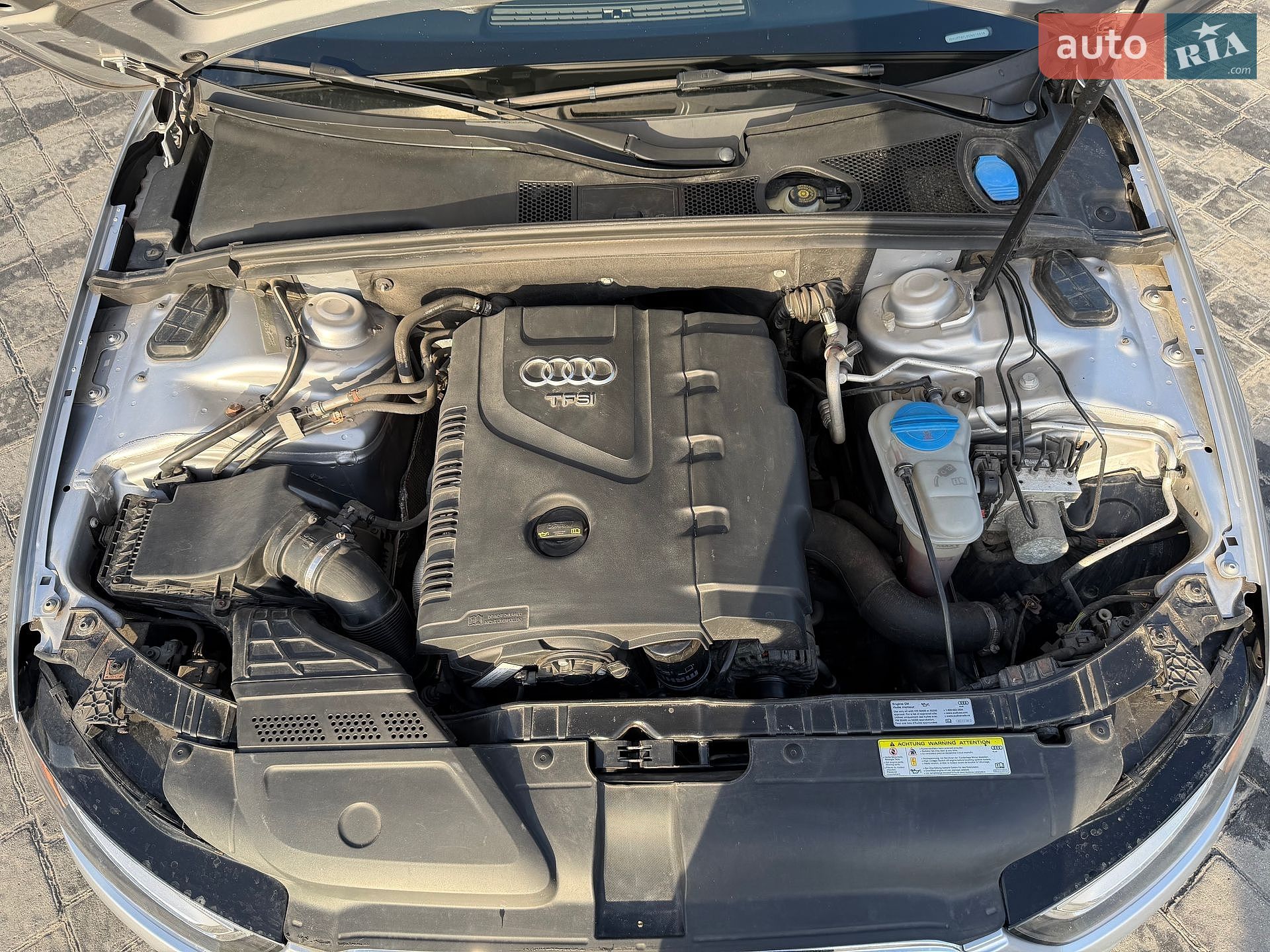 Audi A4 2015 VIN WAUFFAFL6GN015936 фото оголошення 11 з 29