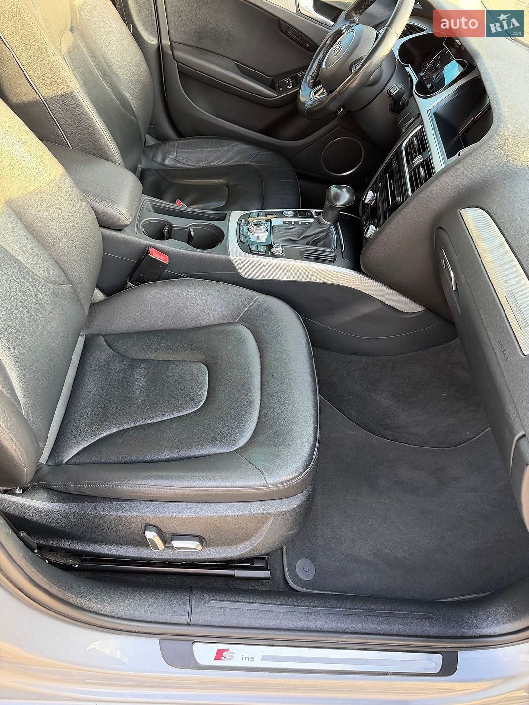 Audi A4 2015 VIN WAUFFAFL6GN015936 фото оголошення 13 з 29