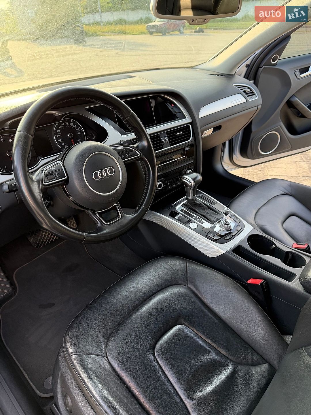 Audi A4 2015 VIN WAUFFAFL6GN015936 фото оголошення 20 з 29