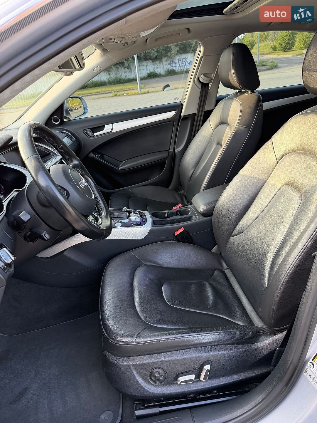 Audi A4 2015 VIN WAUFFAFL6GN015936 фото оголошення 21 з 29