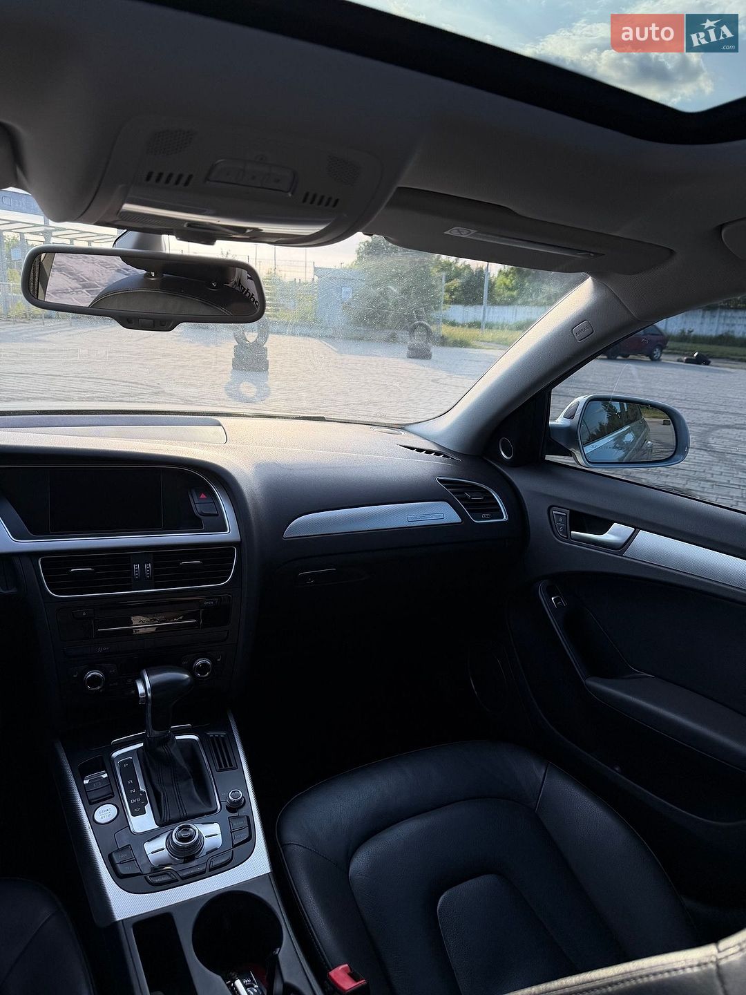 Audi A4 2015 VIN WAUFFAFL6GN015936 фото оголошення 25 з 29