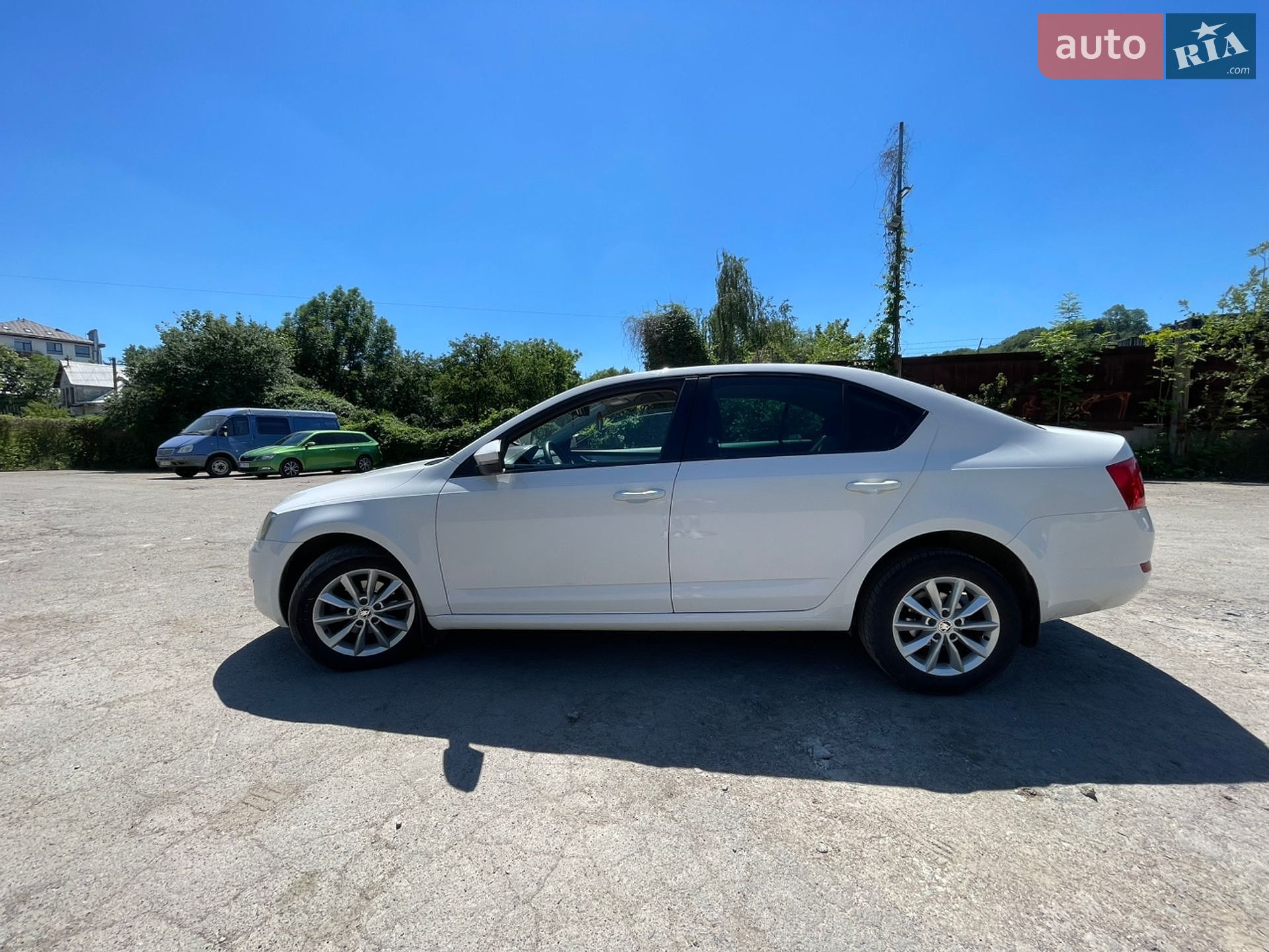 Skoda Octavia 2015 VIN TMBAG7NE4G0093922 фото оголошення 9 з 17