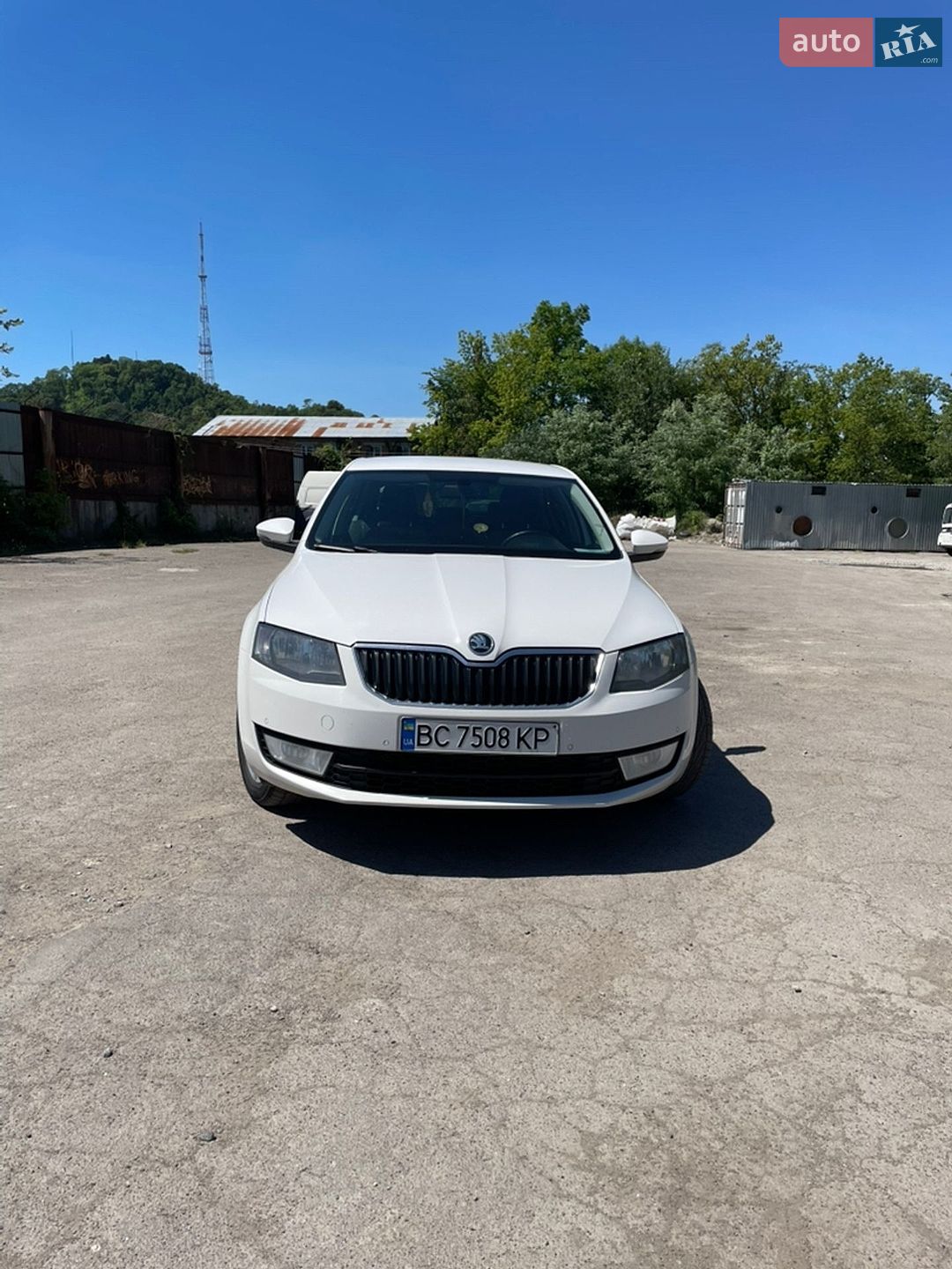 Skoda Octavia 2015 VIN TMBAG7NE4G0093922 фото оголошення 4 з 17