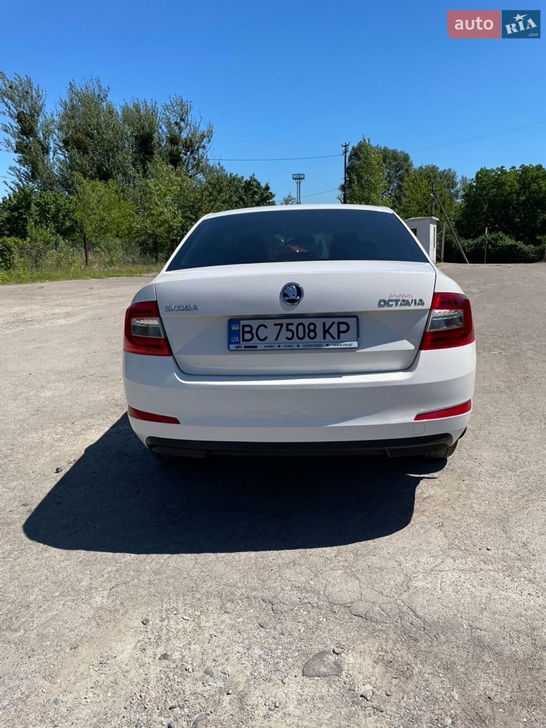 Skoda Octavia 2015 VIN TMBAG7NE4G0093922 фото оголошення 5 з 17