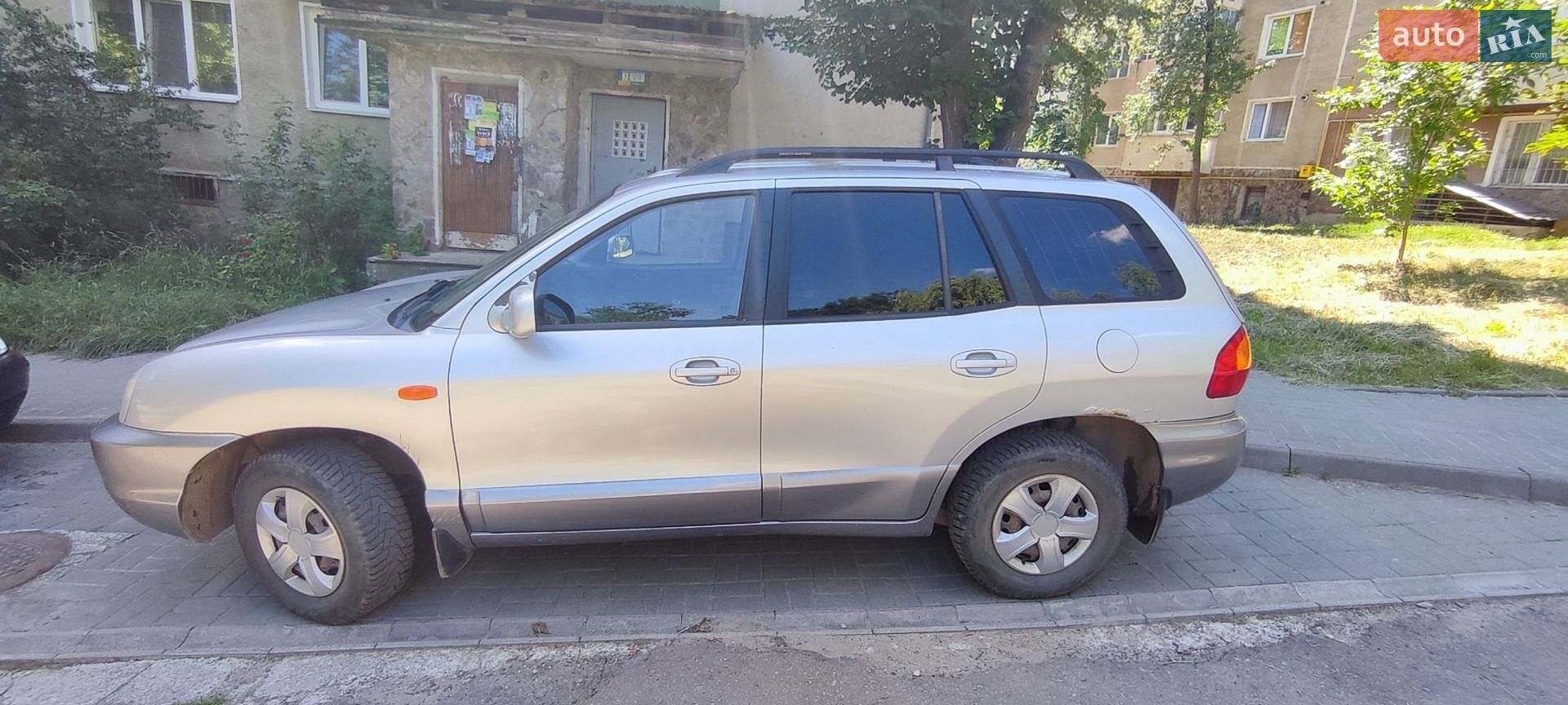 Hyundai Santa FE 2003 VIN KMHSC81BP4U619340 фото оголошення 2 з 5
