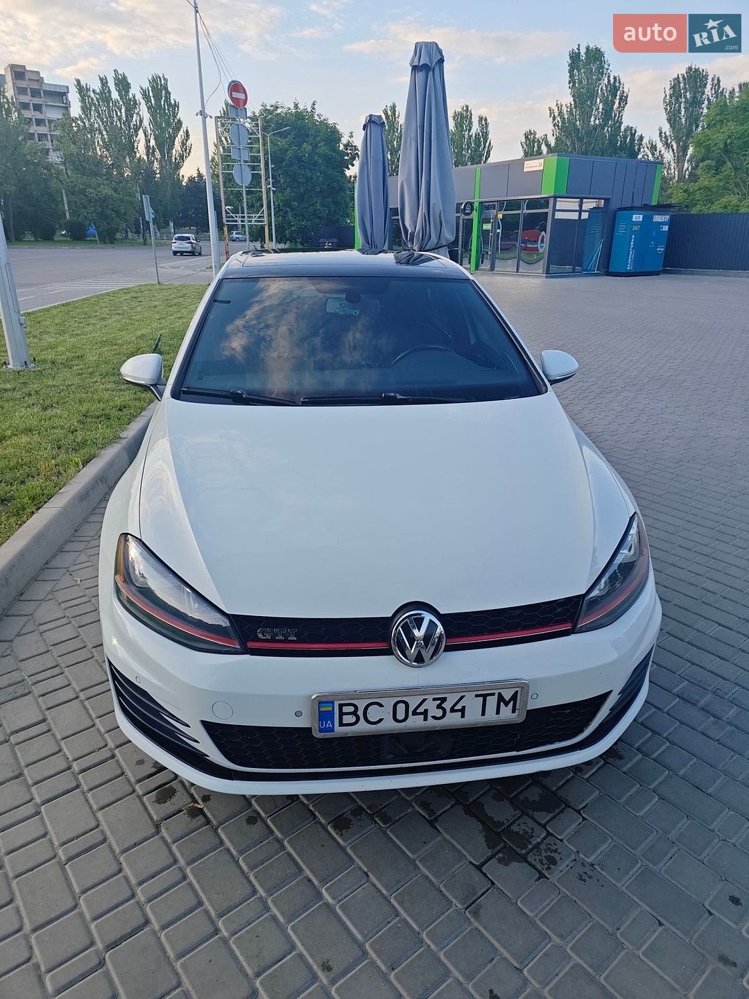 Volkswagen Golf GTI 2015 VIN 3VW4T7AU5FM062130 фото оголошення 3 з 5