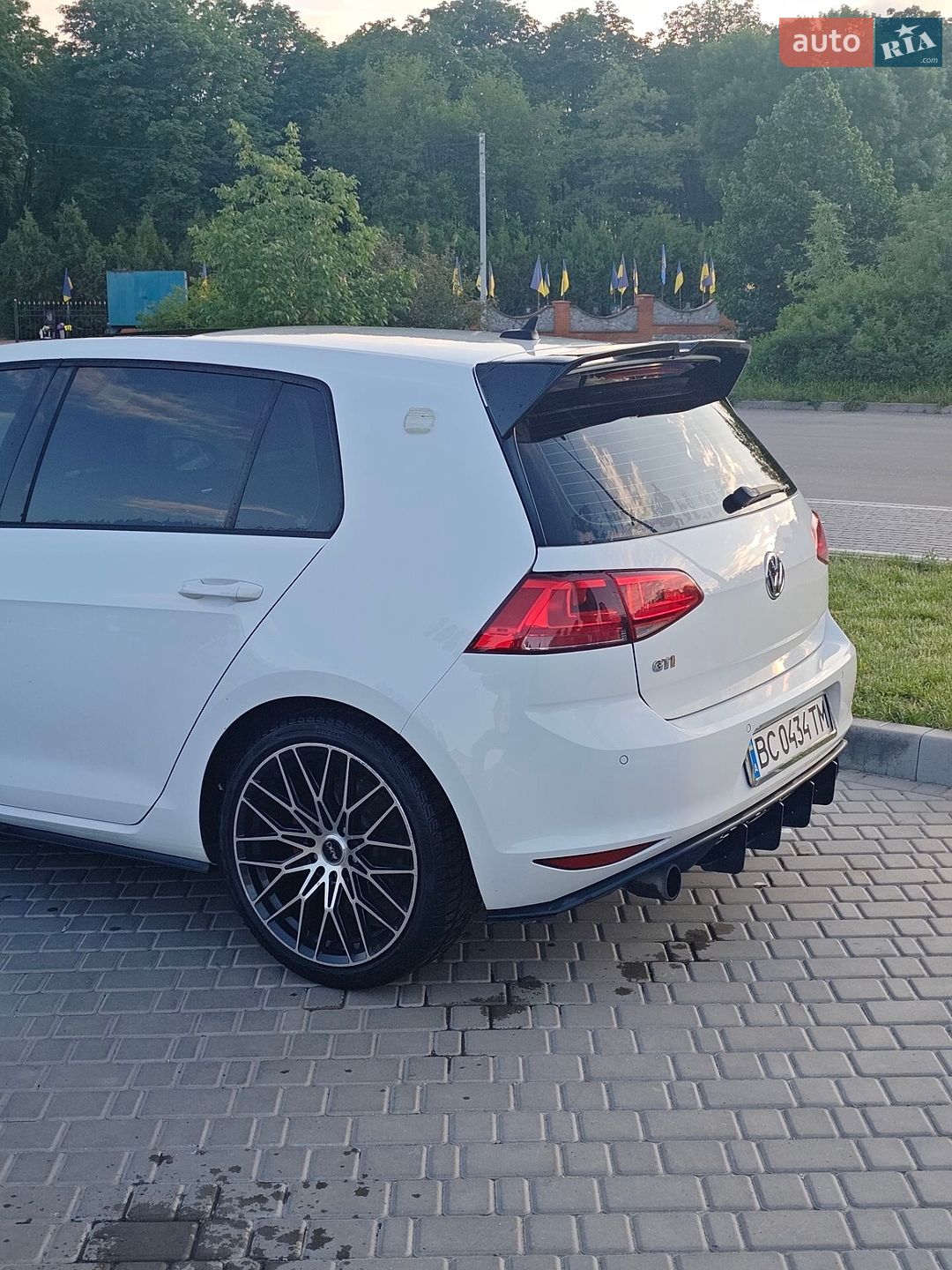 Volkswagen Golf GTI 2015 VIN 3VW4T7AU5FM062130 фото оголошення 4 з 5