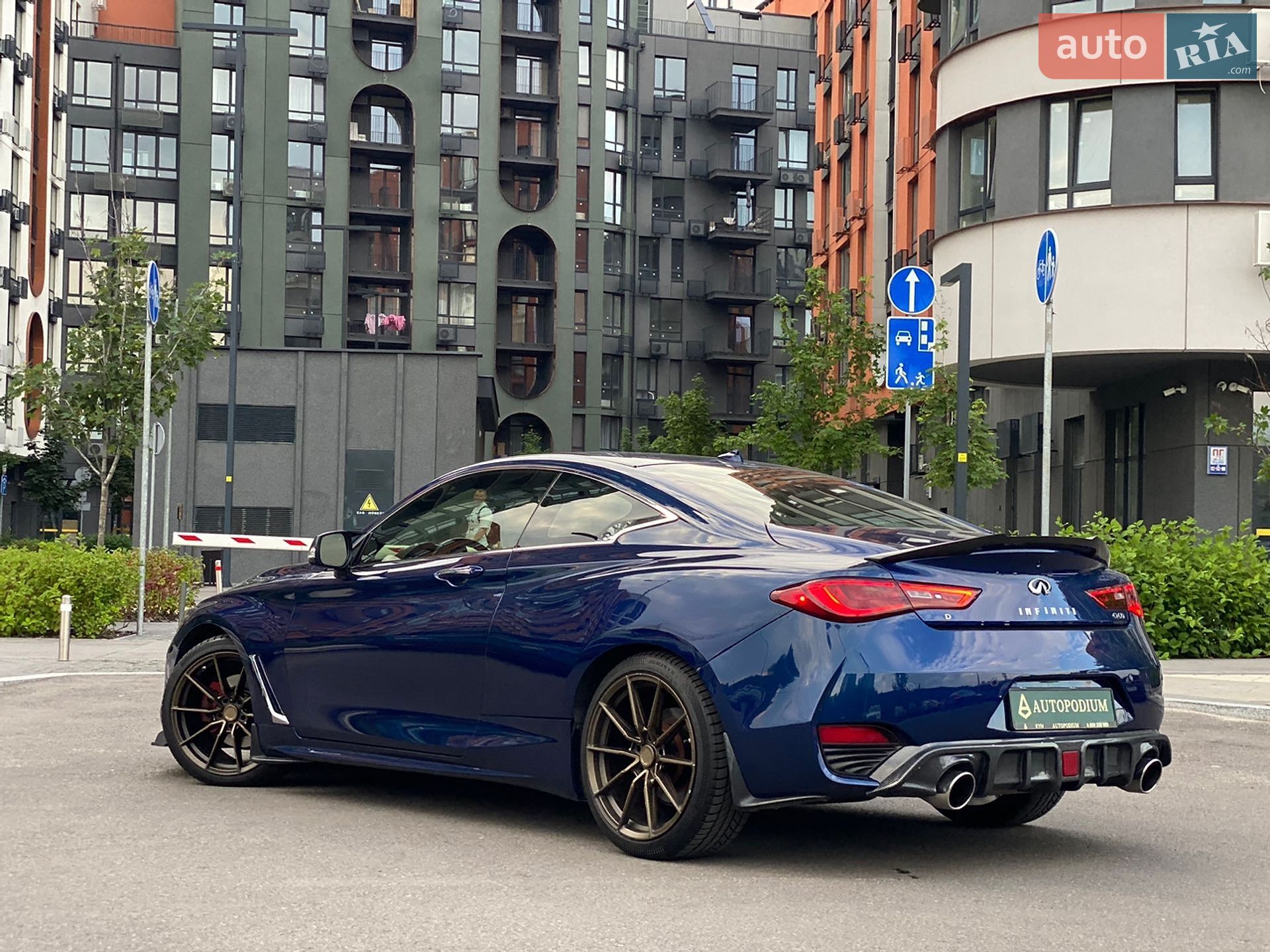 Infiniti Q60 2017 VIN JN1EV7EL8JM391057 фото оголошення 8 з 25