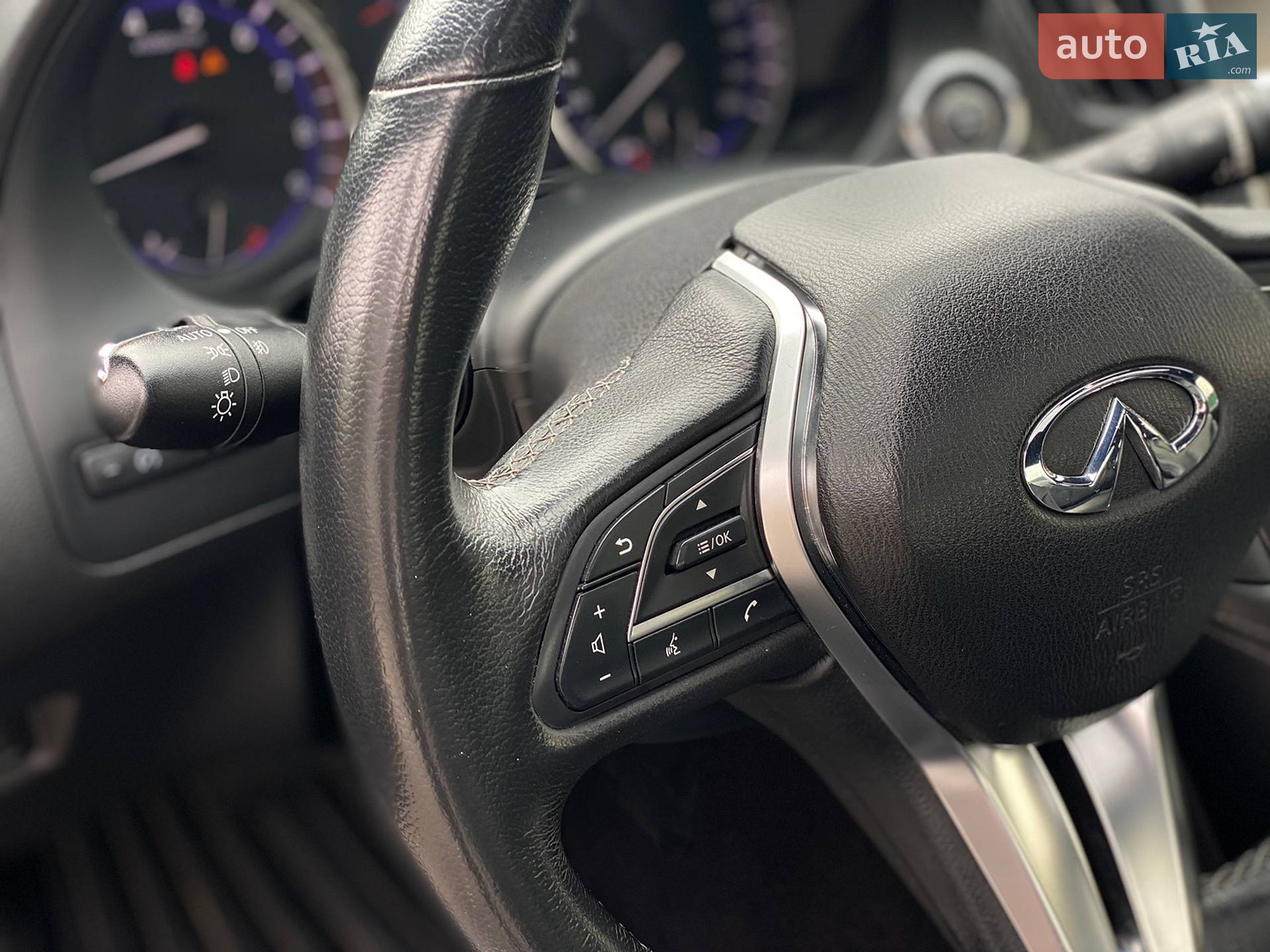 Infiniti Q60 2017 VIN JN1EV7EL8JM391057 фото оголошення 20 з 25