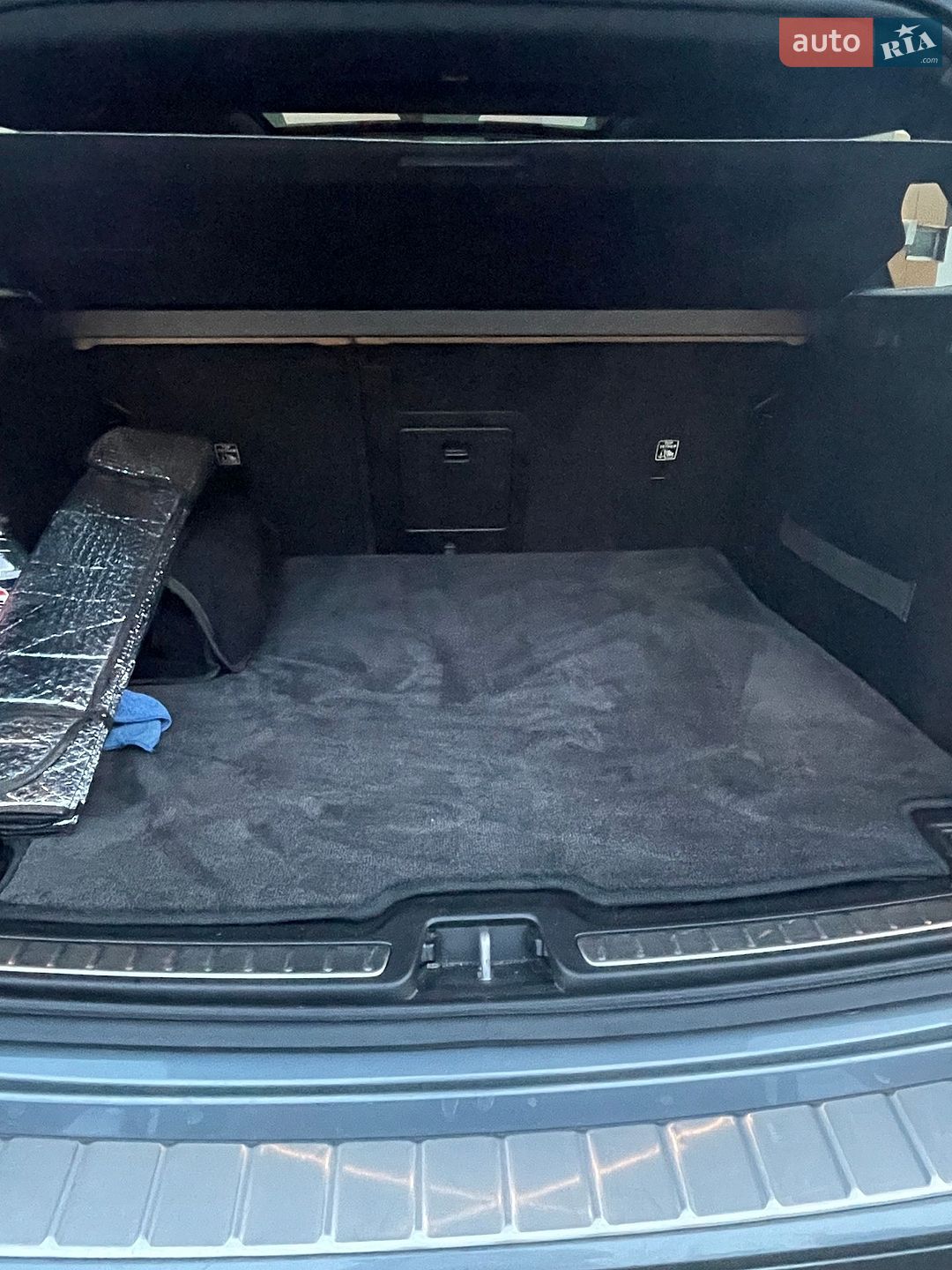 Volvo V60 Cross Country 2019 VIN YV4102WKXL1040896 фото оголошення 5 з 30
