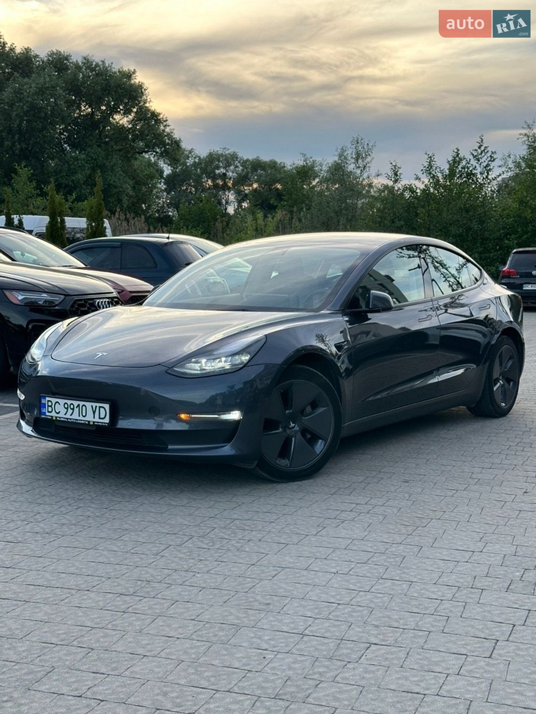 Tesla Model 3 2022 VIN 5YJ3E1EB1NF253383 фото оголошення 4 з 29