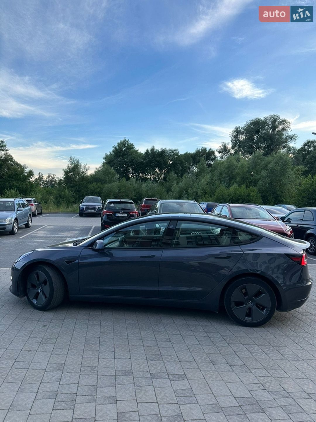 Tesla Model 3 2022 VIN 5YJ3E1EB1NF253383 фото оголошення 11 з 29