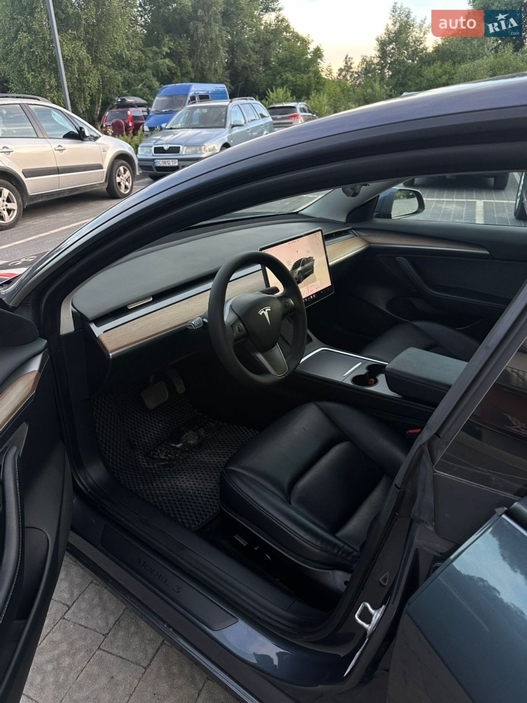 Tesla Model 3 2022 VIN 5YJ3E1EB1NF253383 фото оголошення 15 з 29