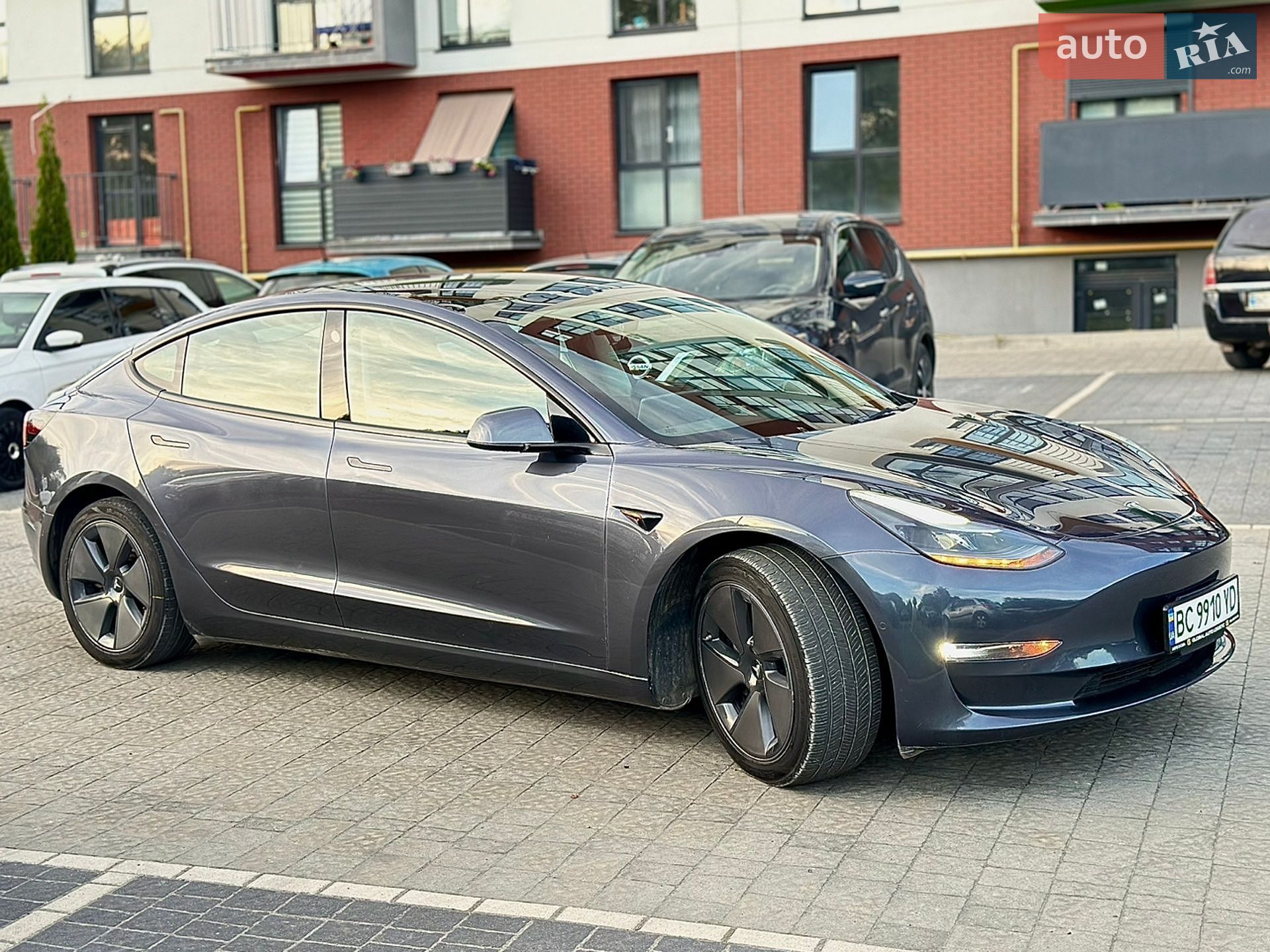 Tesla Model 3 2022 VIN 5YJ3E1EB1NF253383 фото оголошення 12 з 29