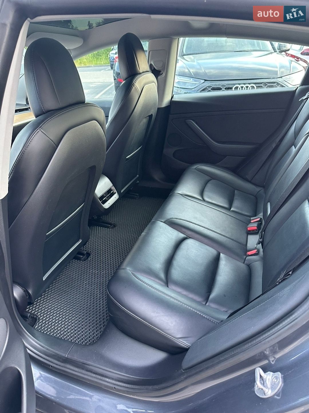 Tesla Model 3 2022 VIN 5YJ3E1EB1NF253383 фото оголошення 20 з 29