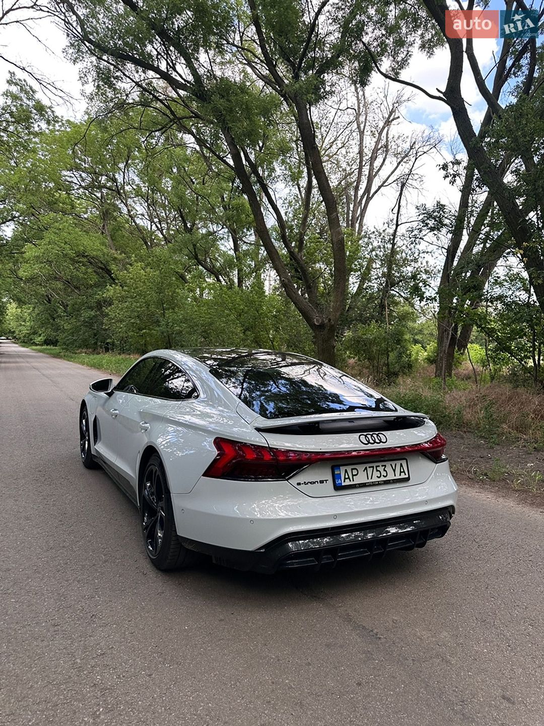 Audi e-tron GT 2021 VIN WAUDJBFW3N7004061 фото оголошення 12 з 62