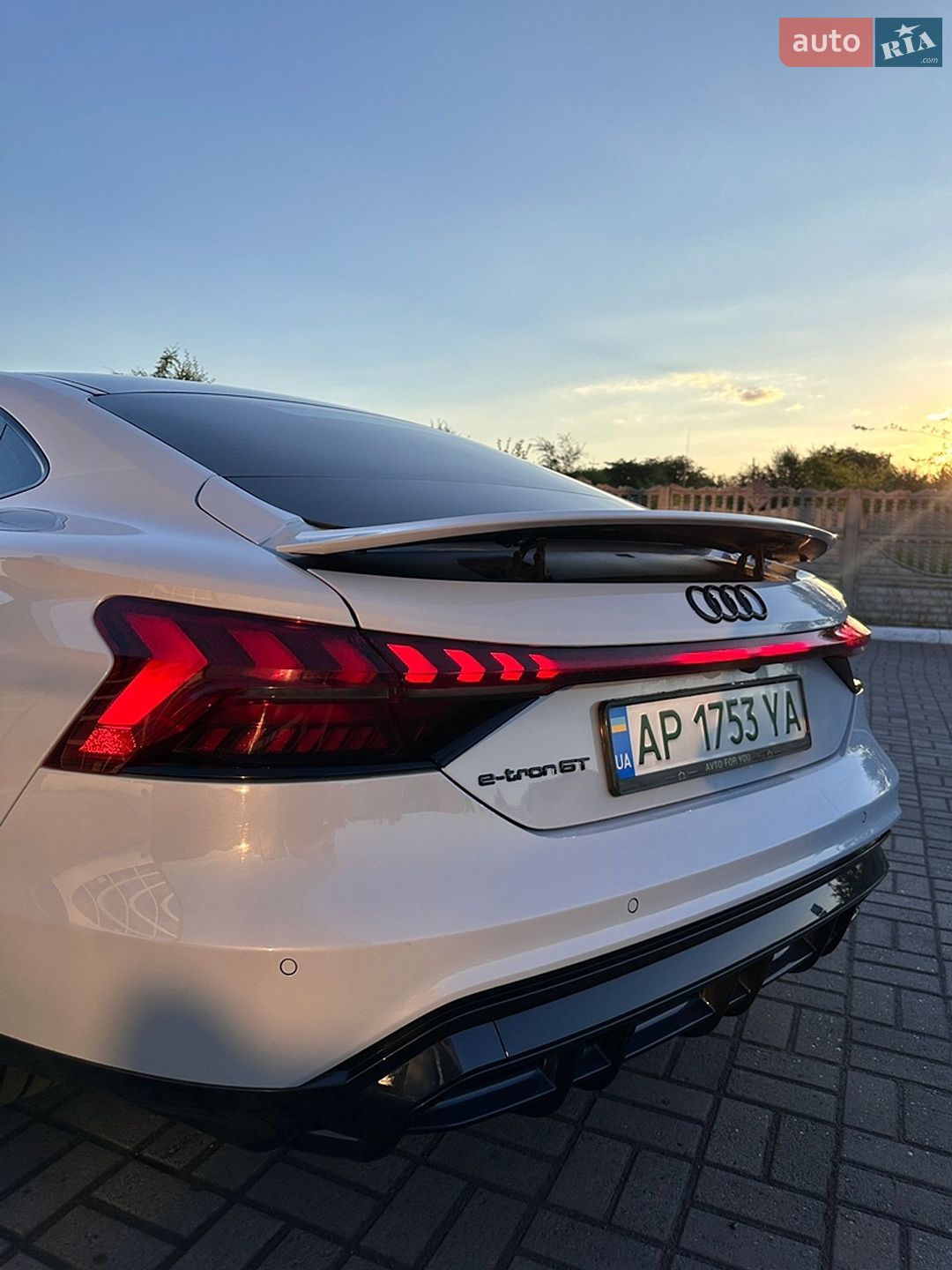 Audi e-tron GT 2021 VIN WAUDJBFW3N7004061 фото оголошення 18 з 62