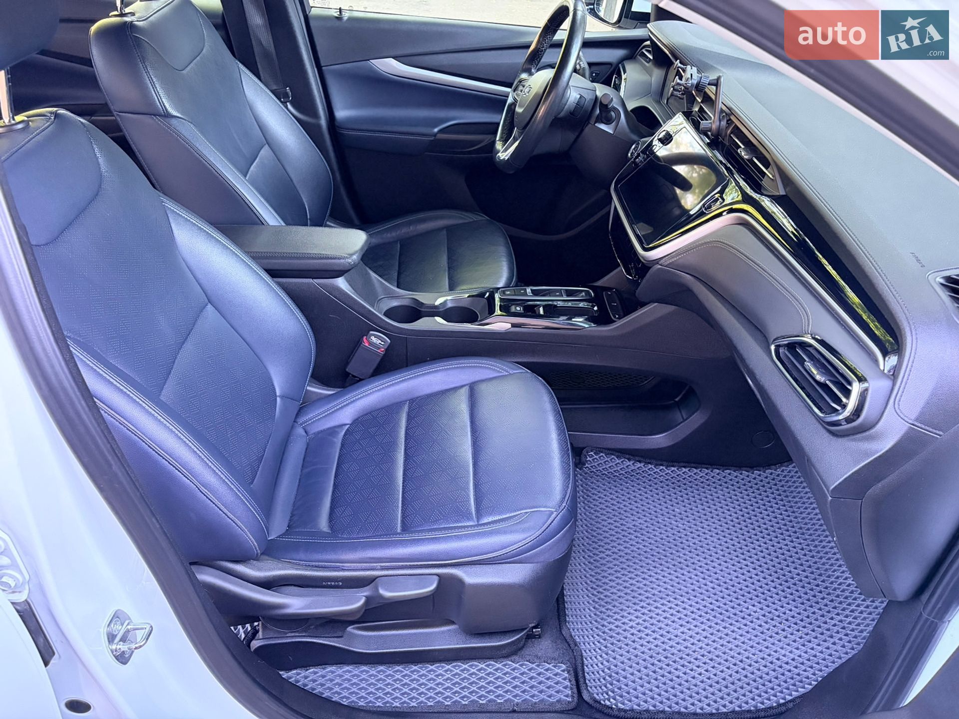 Chevrolet Bolt EUV 2022 VIN 1G1FY6S0XP4115543 фото оголошення 13 з 30
