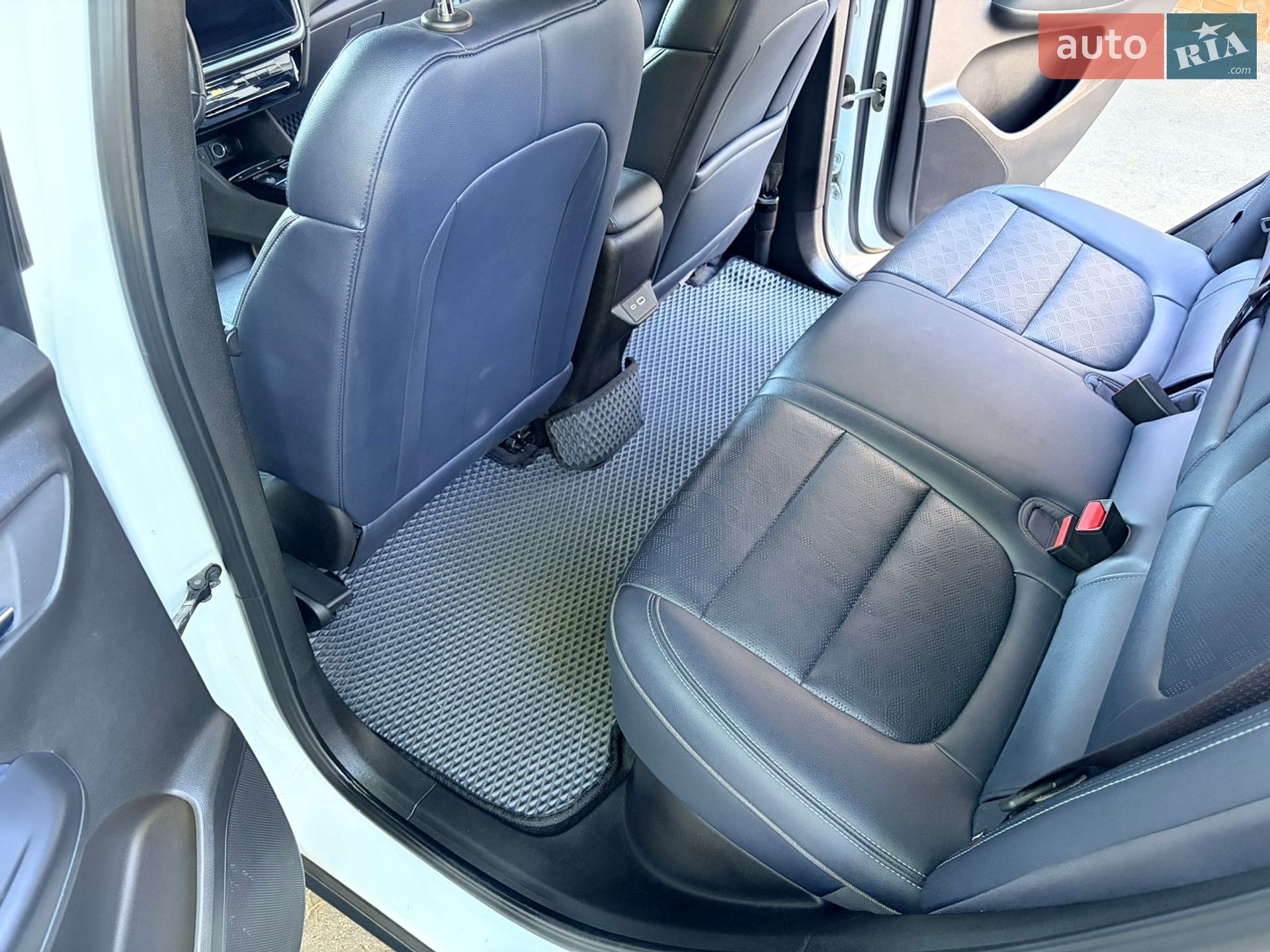 Chevrolet Bolt EUV 2022 VIN 1G1FY6S0XP4115543 фото оголошення 17 з 30