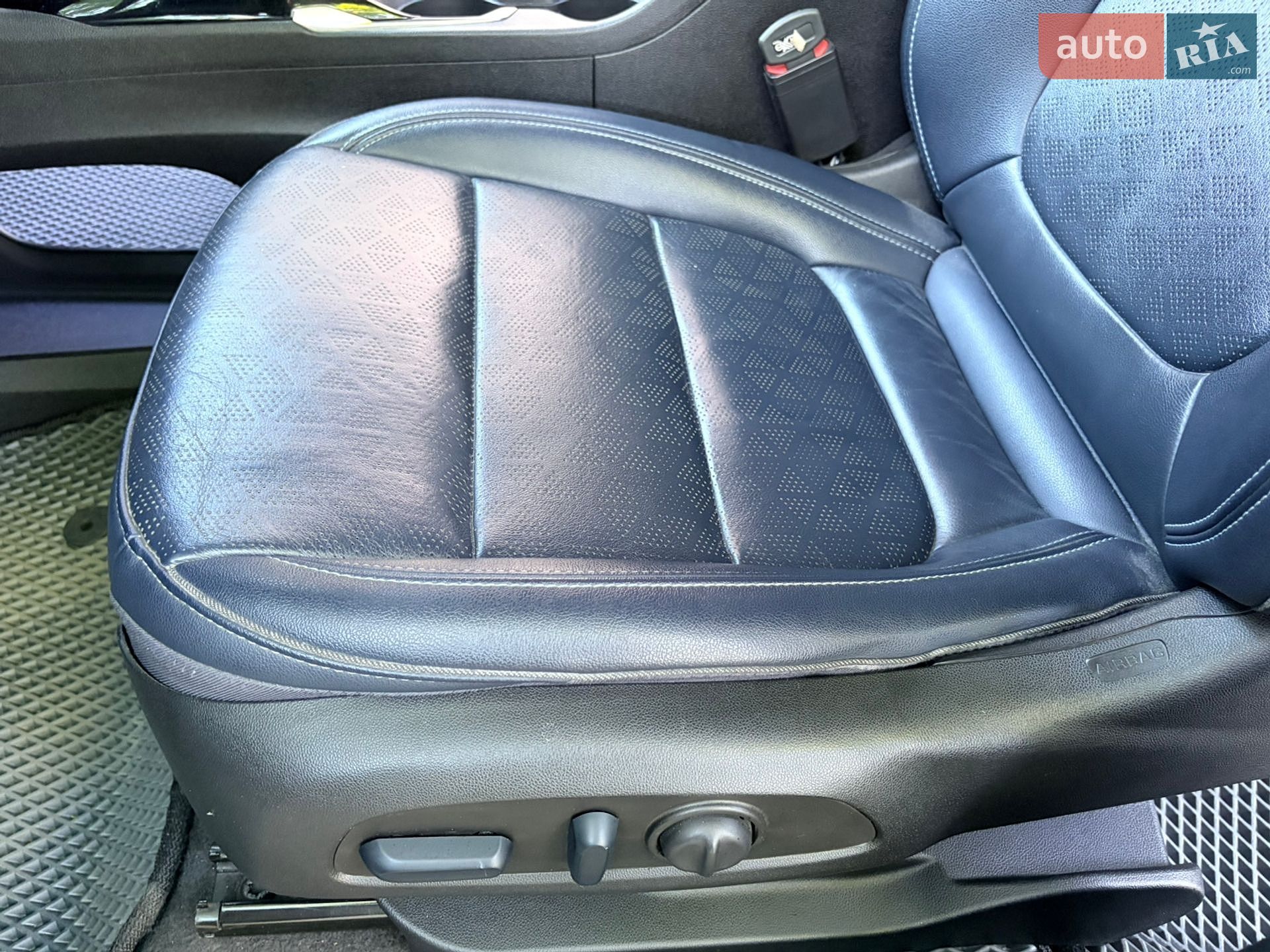 Chevrolet Bolt EUV 2022 VIN 1G1FY6S0XP4115543 фото оголошення 21 з 30