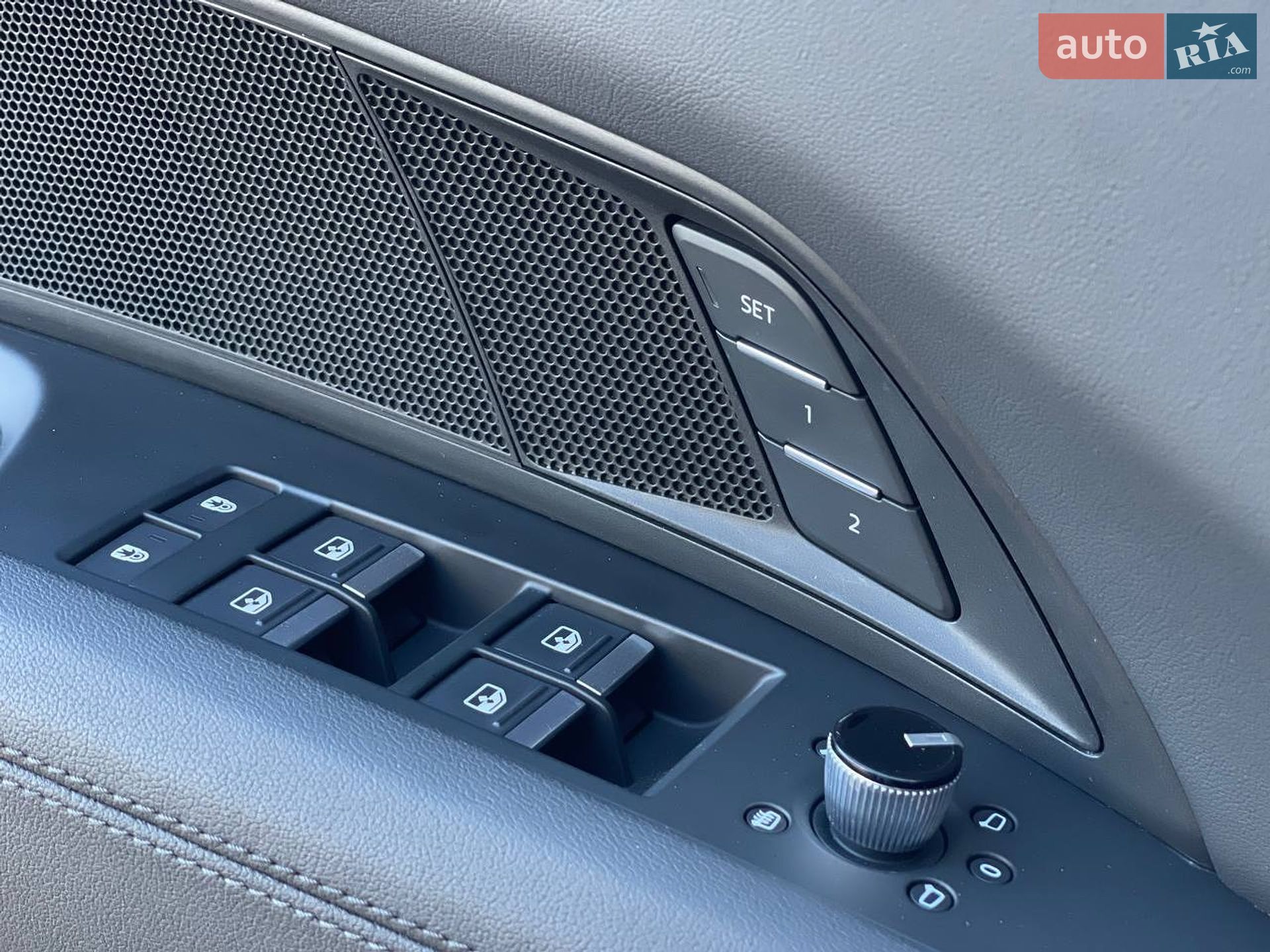 Audi e-tron GT 2022 VIN WAUZZZFW9N7010289 фото оголошення 18 з 38