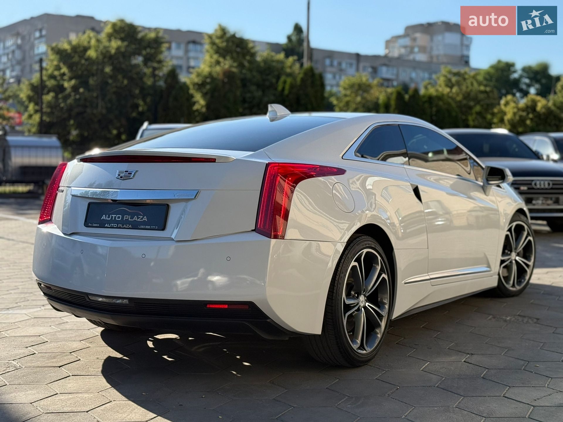 CADILLAC ELR 2015 VIN 1G6RM1E46GU125376 фото оголошення 16 з 49