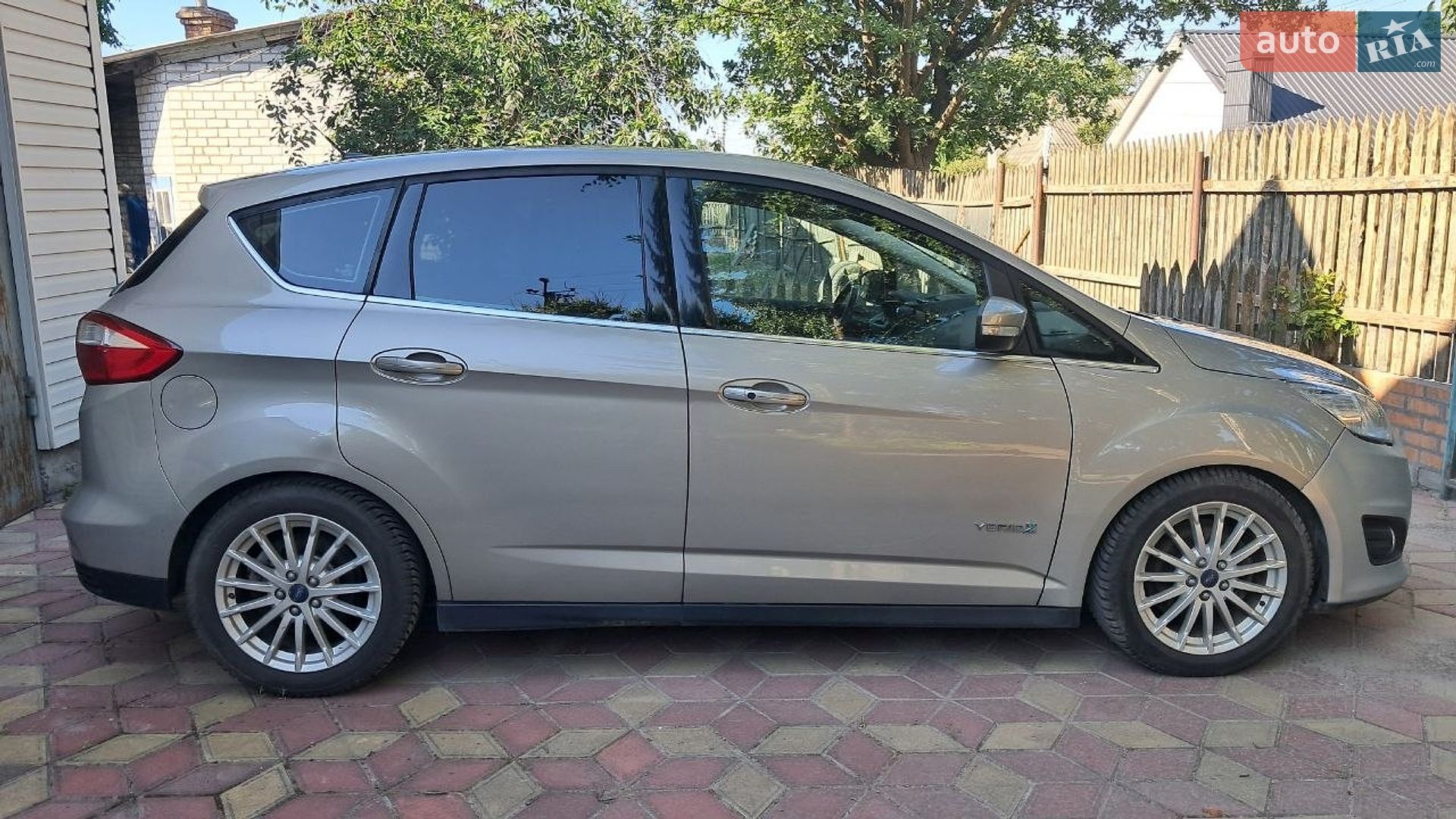 Ford C-Max 2015 VIN 1FADP5BU2FL111026 фото оголошення 6 з 18