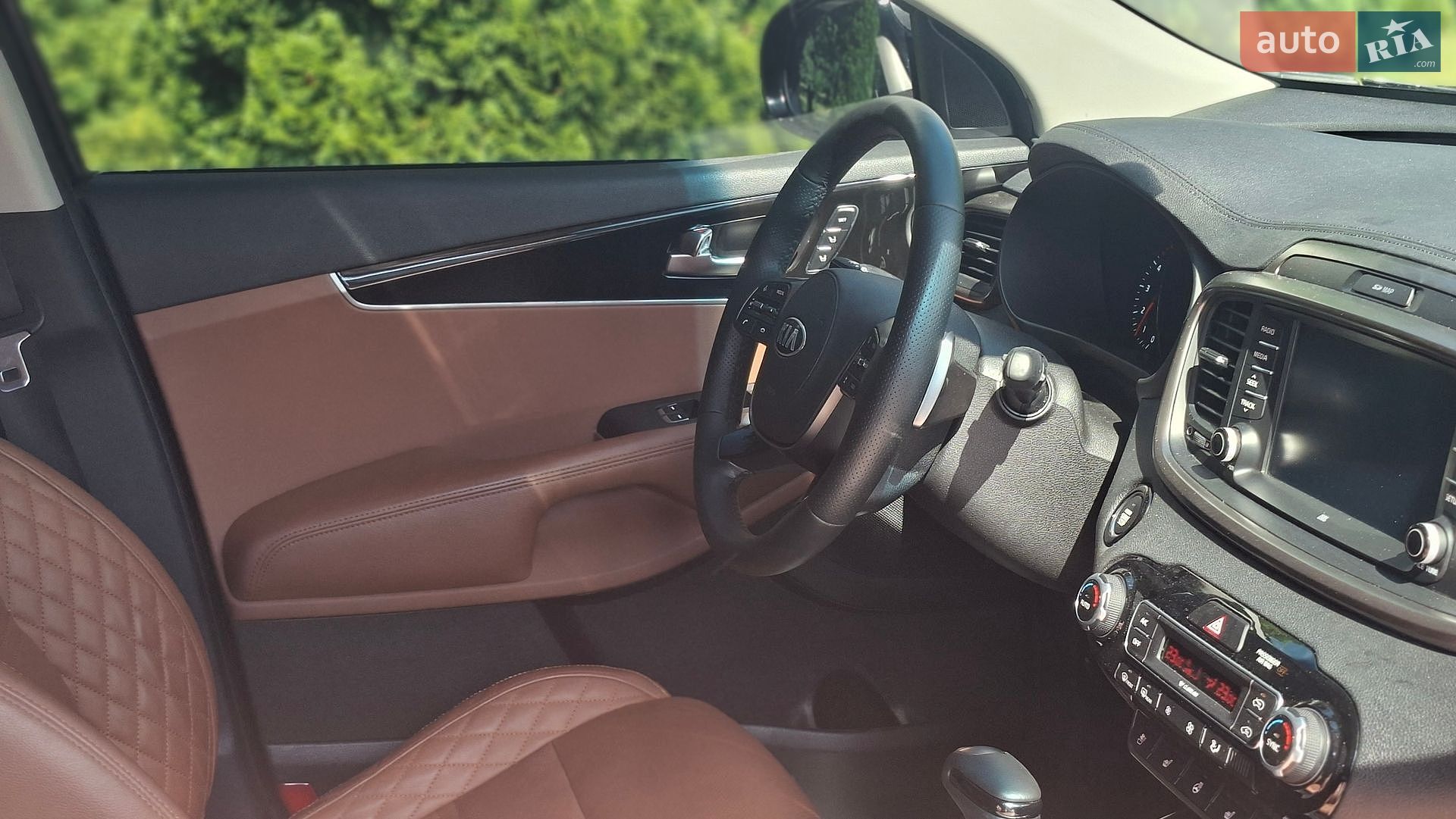 Kia Sorento 2018 VIN KNAPH81BDJA388639 фото оголошення 38 з 97
