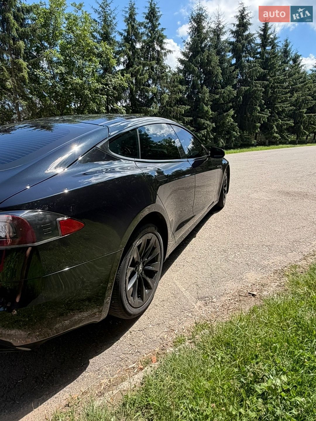 Tesla Model S 2018 VIN 5YJSA1E4XJF272968 фото оголошення 11 з 18
