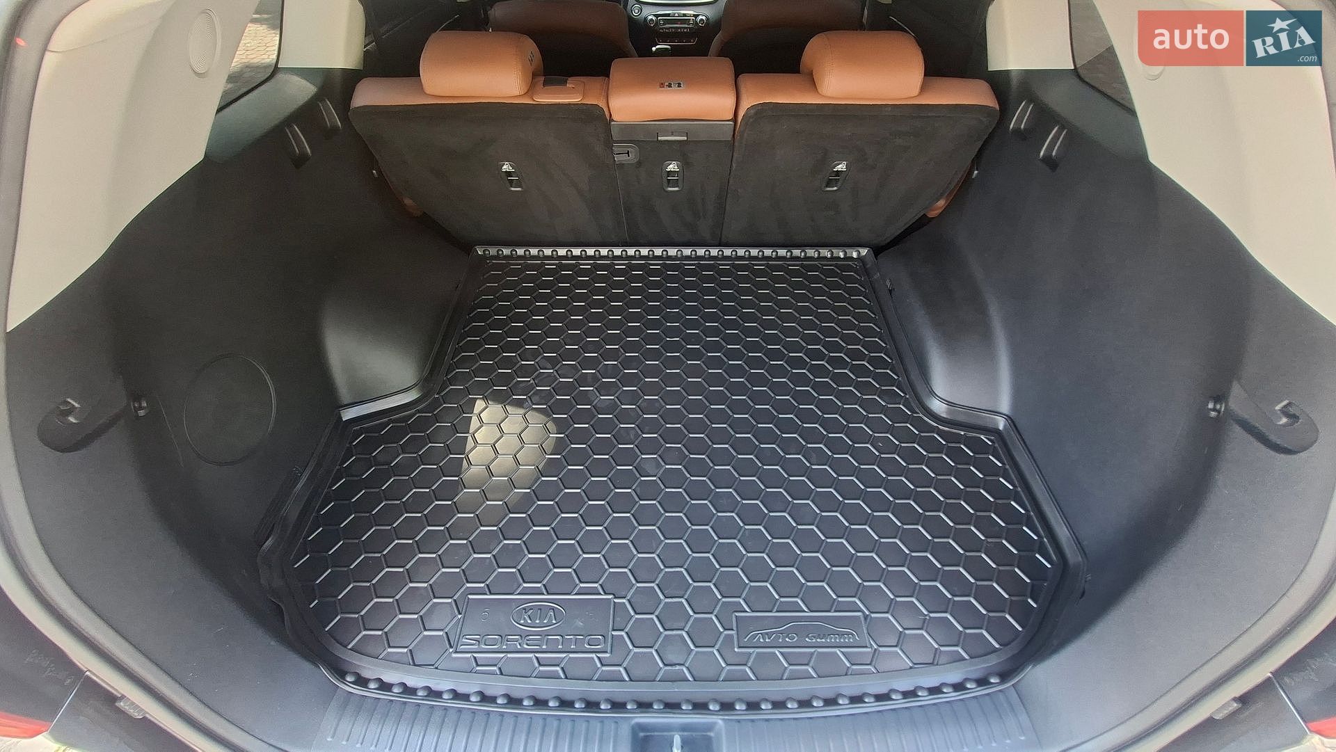 Kia Sorento 2018 VIN KNAPH81BDJA388639 фото оголошення 48 з 97