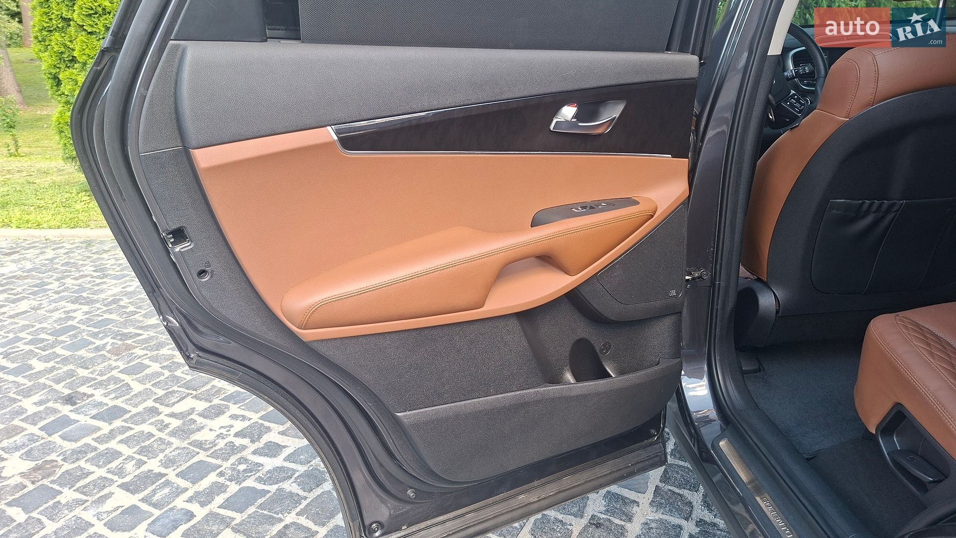 Kia Sorento 2018 VIN KNAPH81BDJA388639 фото оголошення 81 з 97