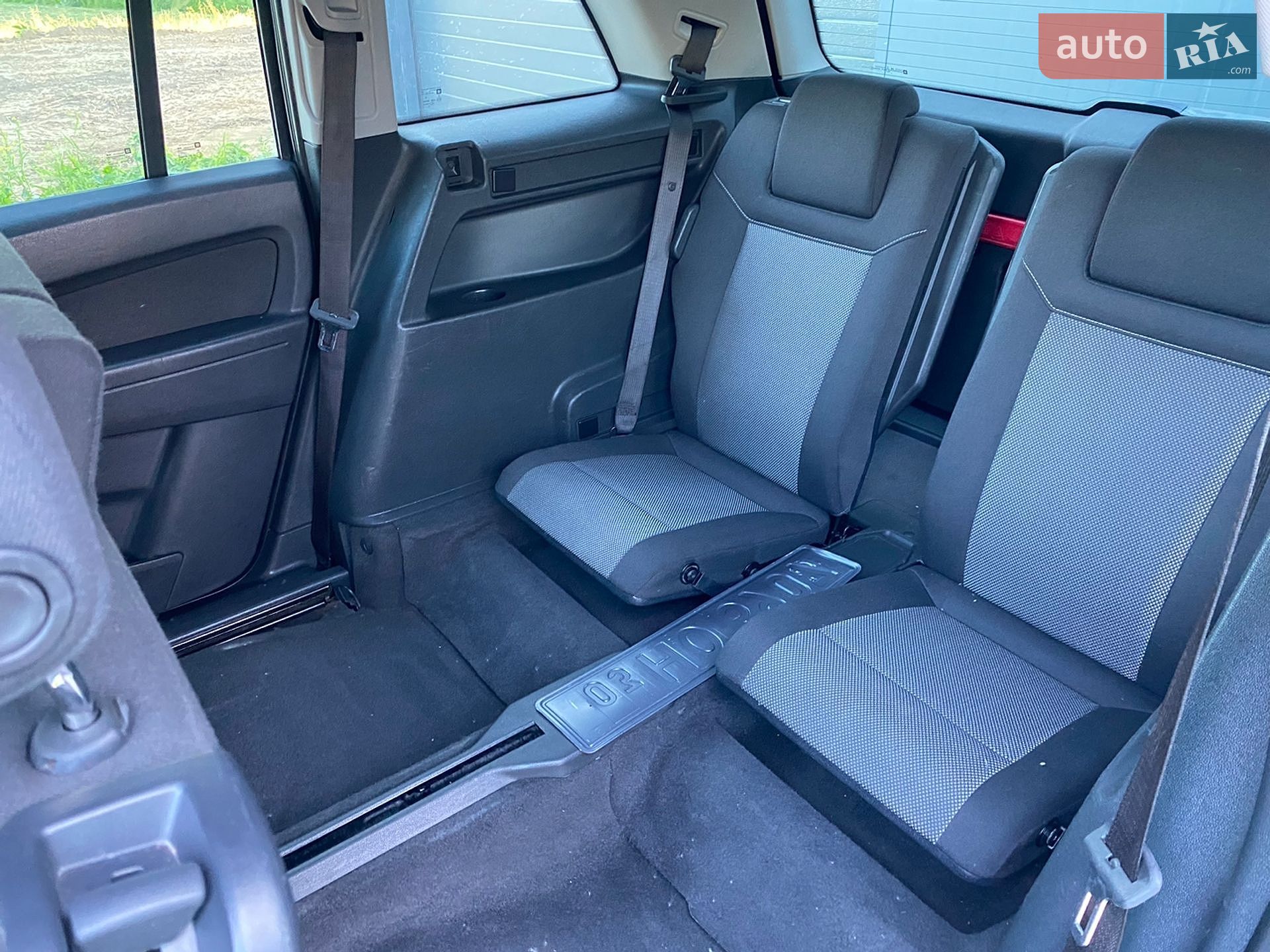 Opel Zafira 2011 VIN W0L0AHM75B2090614 фото оголошення 19 з 22