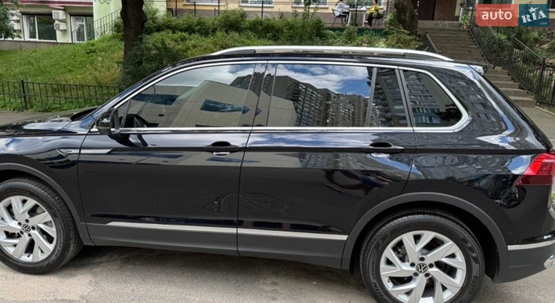 Volkswagen Tiguan 2021 VIN WVGZZZ5NZMW531230 фото оголошення 12 з 26