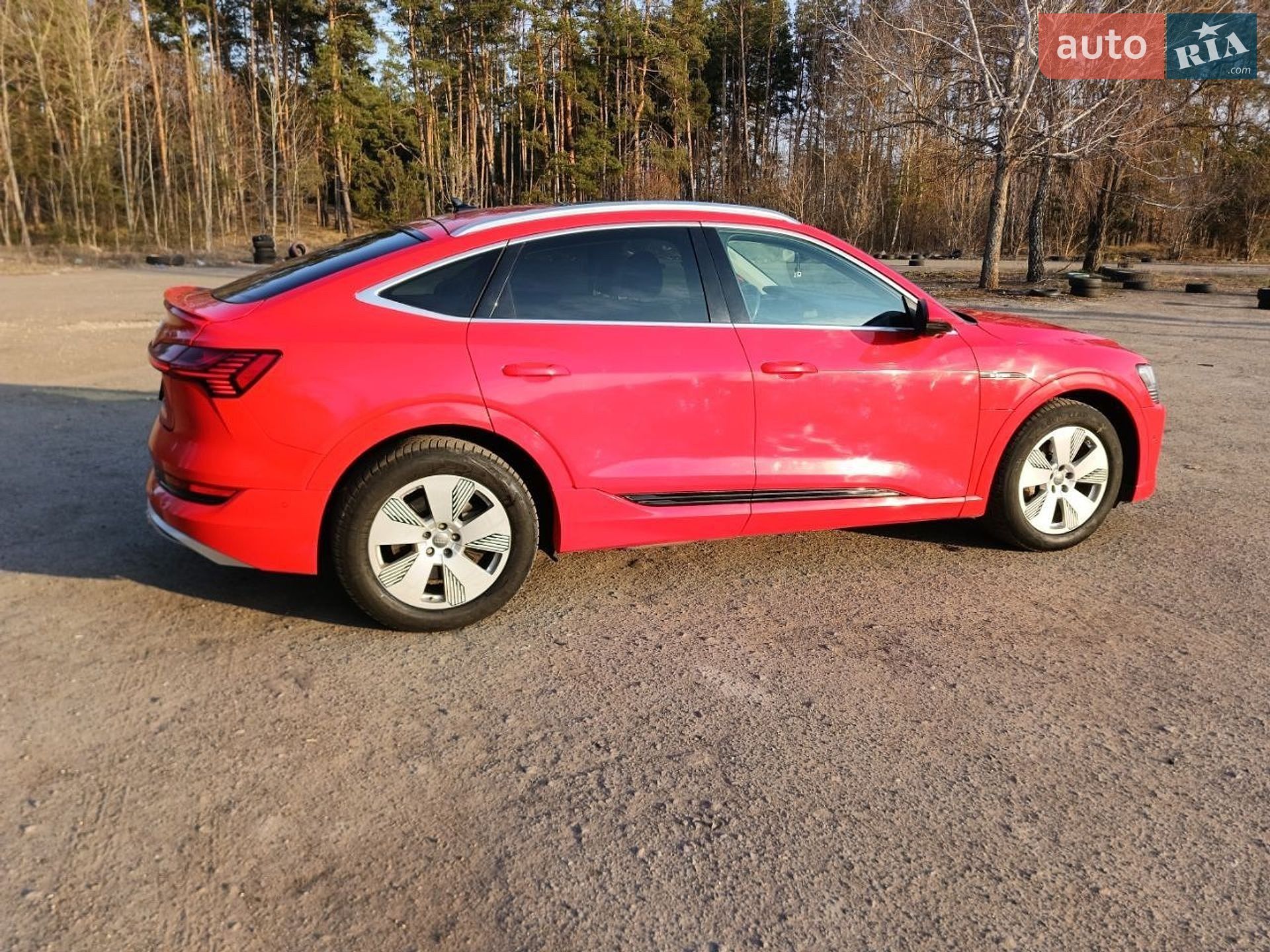 Audi e-tron Sportback 2020 VIN WAUZZZGE9MB007149 фото оголошення 16 з 60