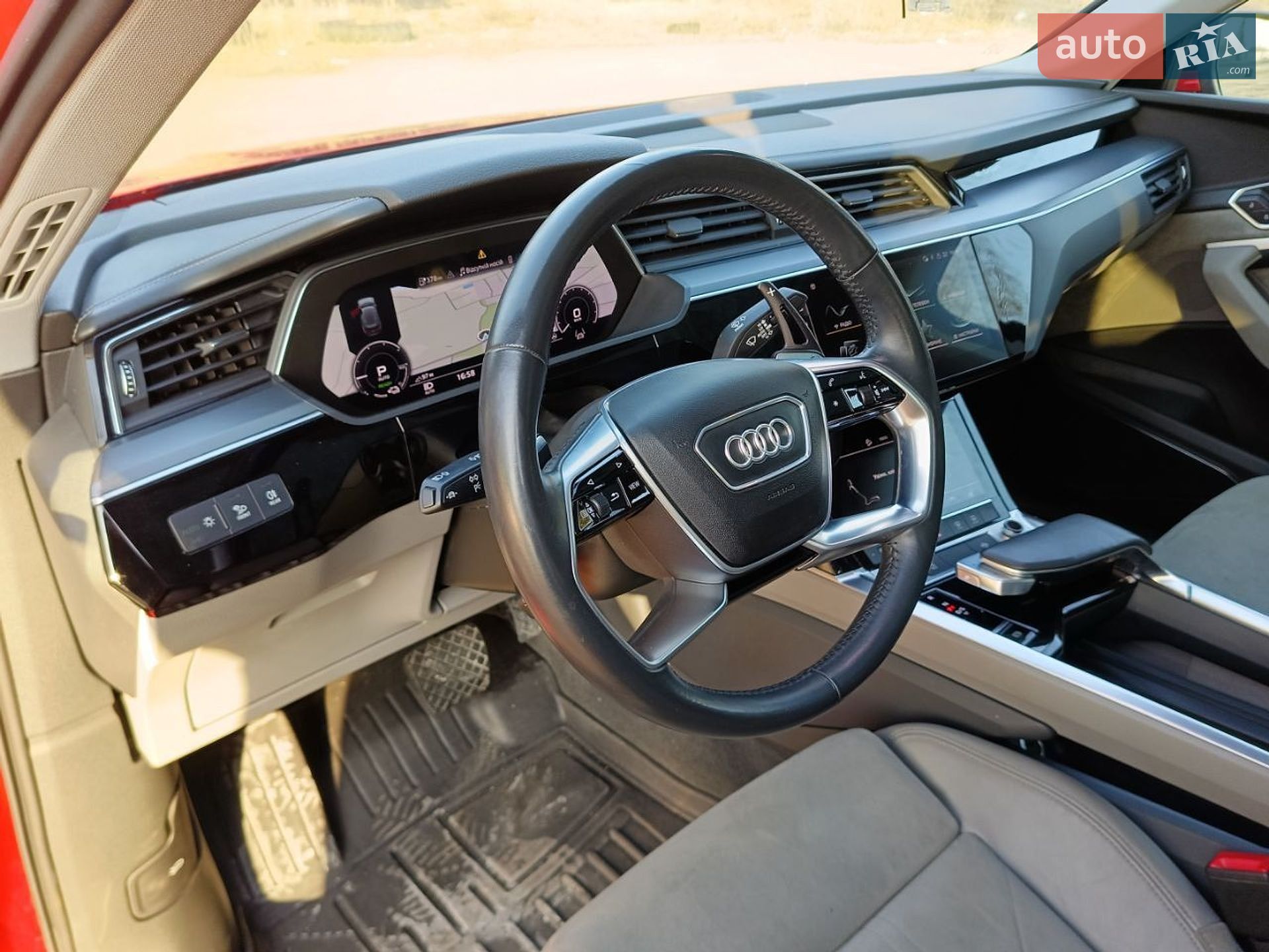 Audi e-tron Sportback 2020 VIN WAUZZZGE9MB007149 фото оголошення 18 з 60