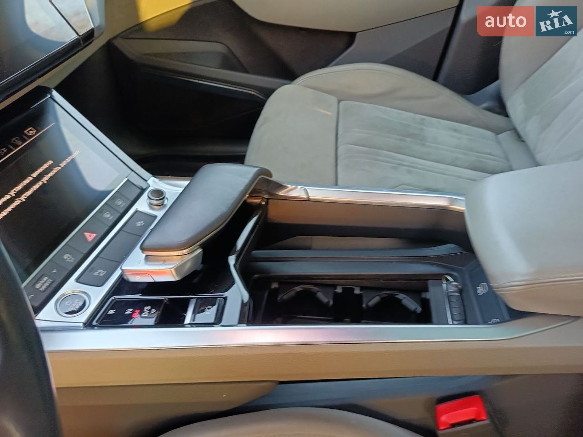 Audi e-tron Sportback 2020 VIN WAUZZZGE9MB007149 фото оголошення 34 з 60