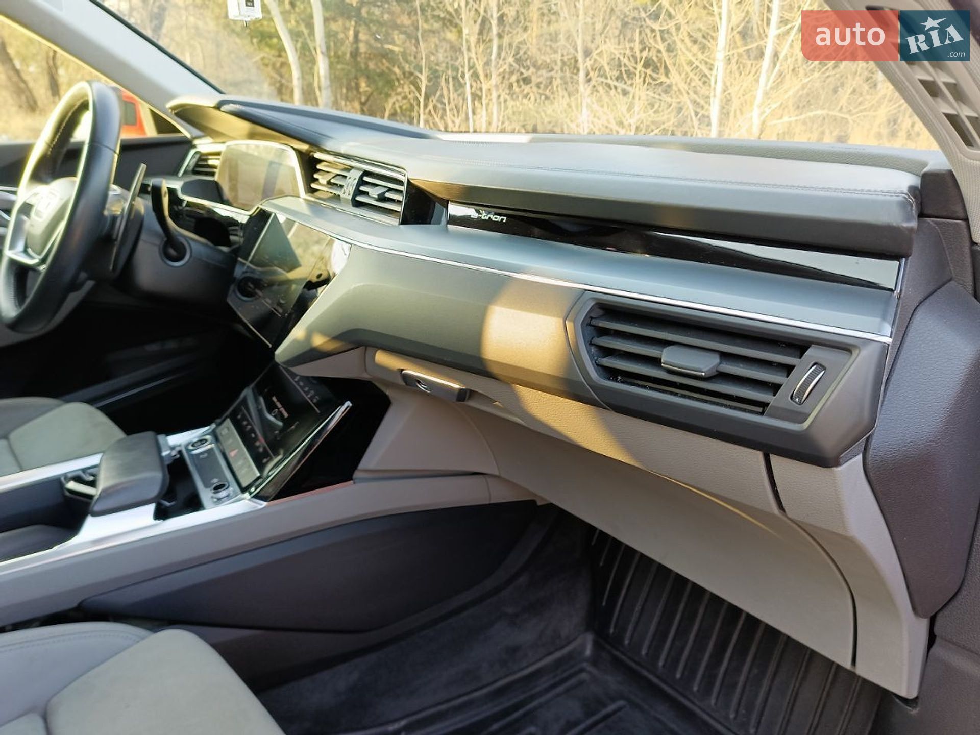 Audi e-tron Sportback 2020 VIN WAUZZZGE9MB007149 фото оголошення 40 з 60