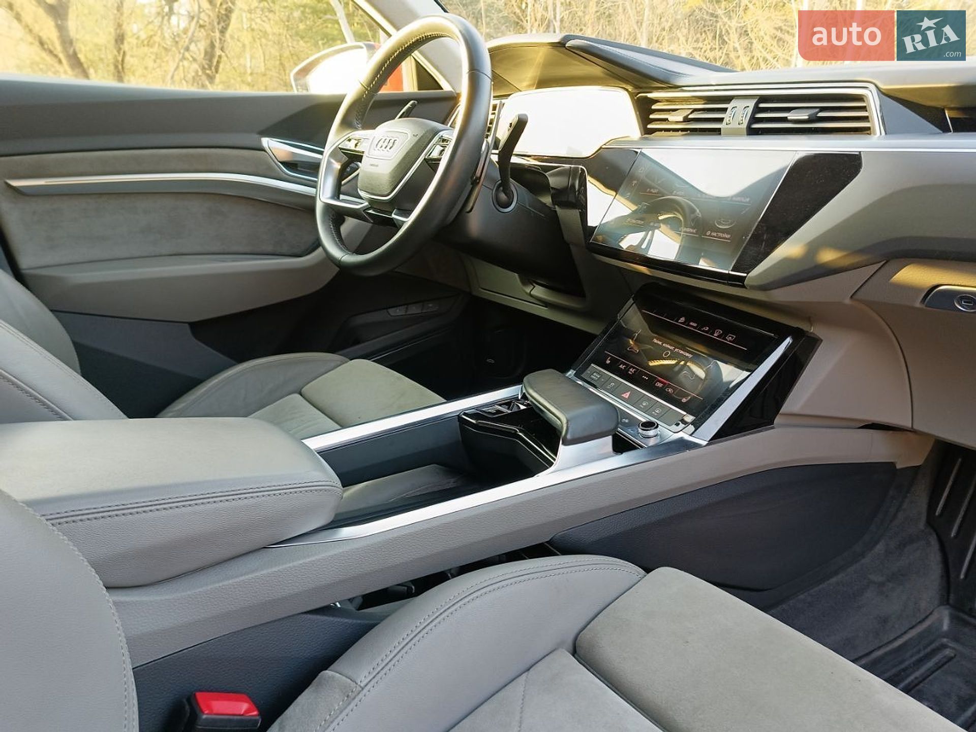 Audi e-tron Sportback 2020 VIN WAUZZZGE9MB007149 фото оголошення 43 з 60