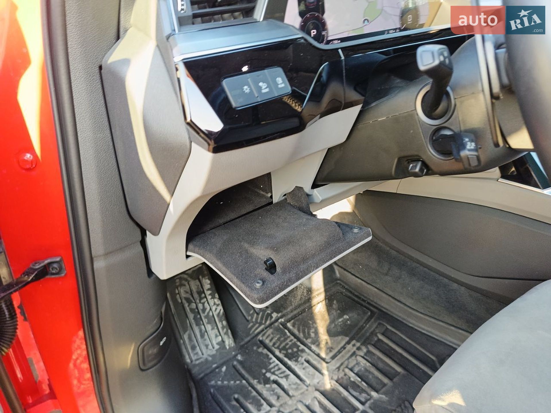 Audi e-tron Sportback 2020 VIN WAUZZZGE9MB007149 фото оголошення 56 з 60