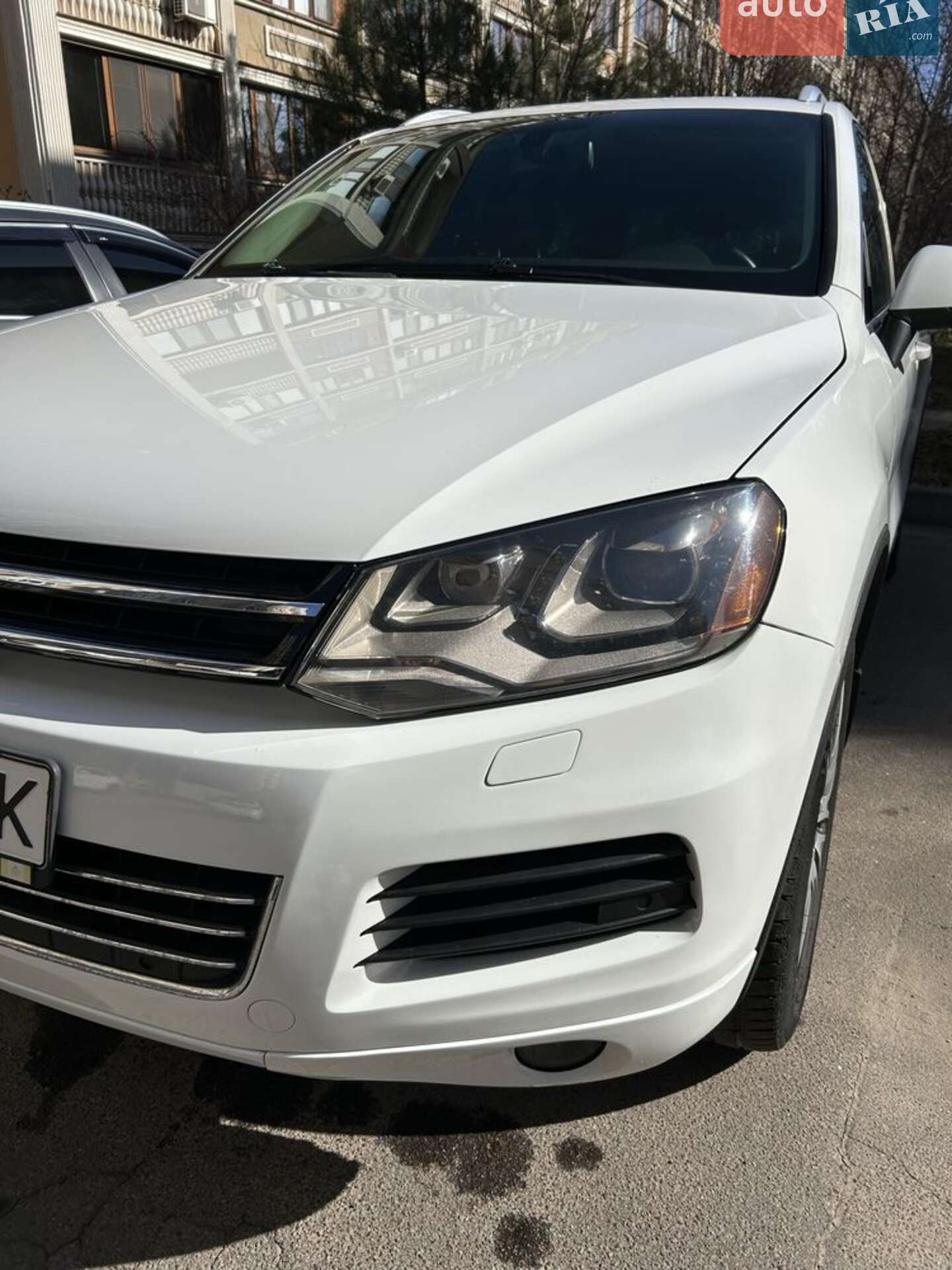 Volkswagen Touareg 2013 VIN WVGEP9BP8ED001652 фото оголошення 2 з 11