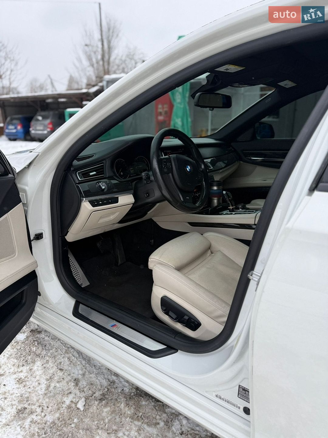 BMW 7 Series 2014 VIN WBAYE4C53FD946823 фото оголошення 10 з 15