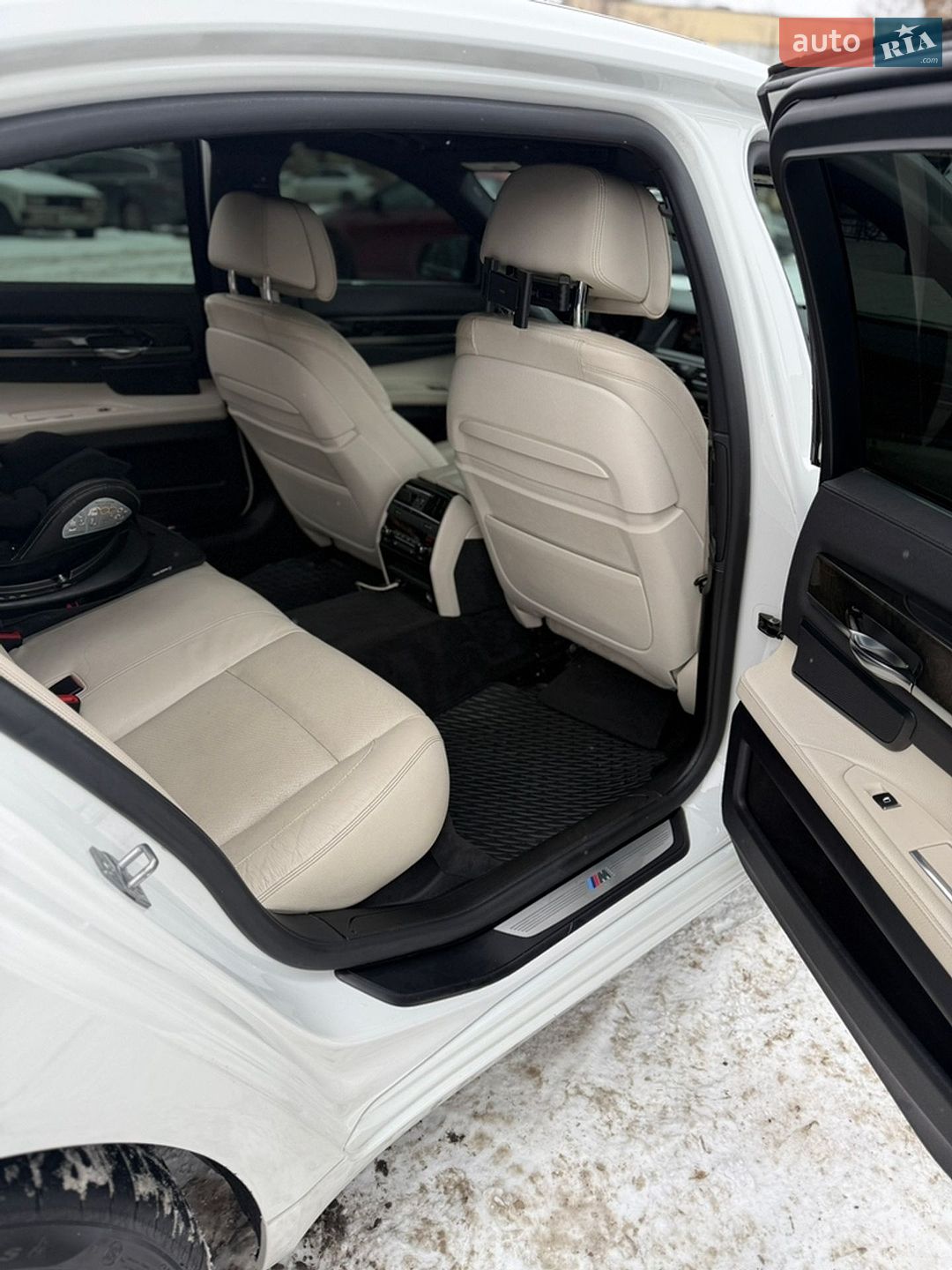 BMW 7 Series 2014 VIN WBAYE4C53FD946823 фото оголошення 14 з 15