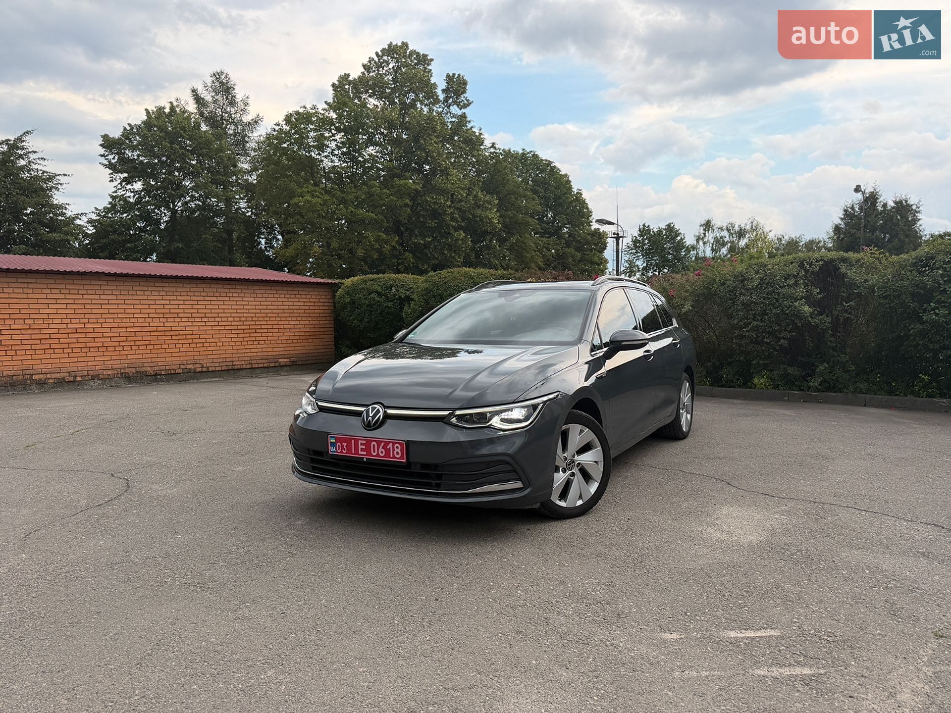 Volkswagen Golf 2022 VIN WVWZZZCD1PW515208 фото оголошення 2 з 106