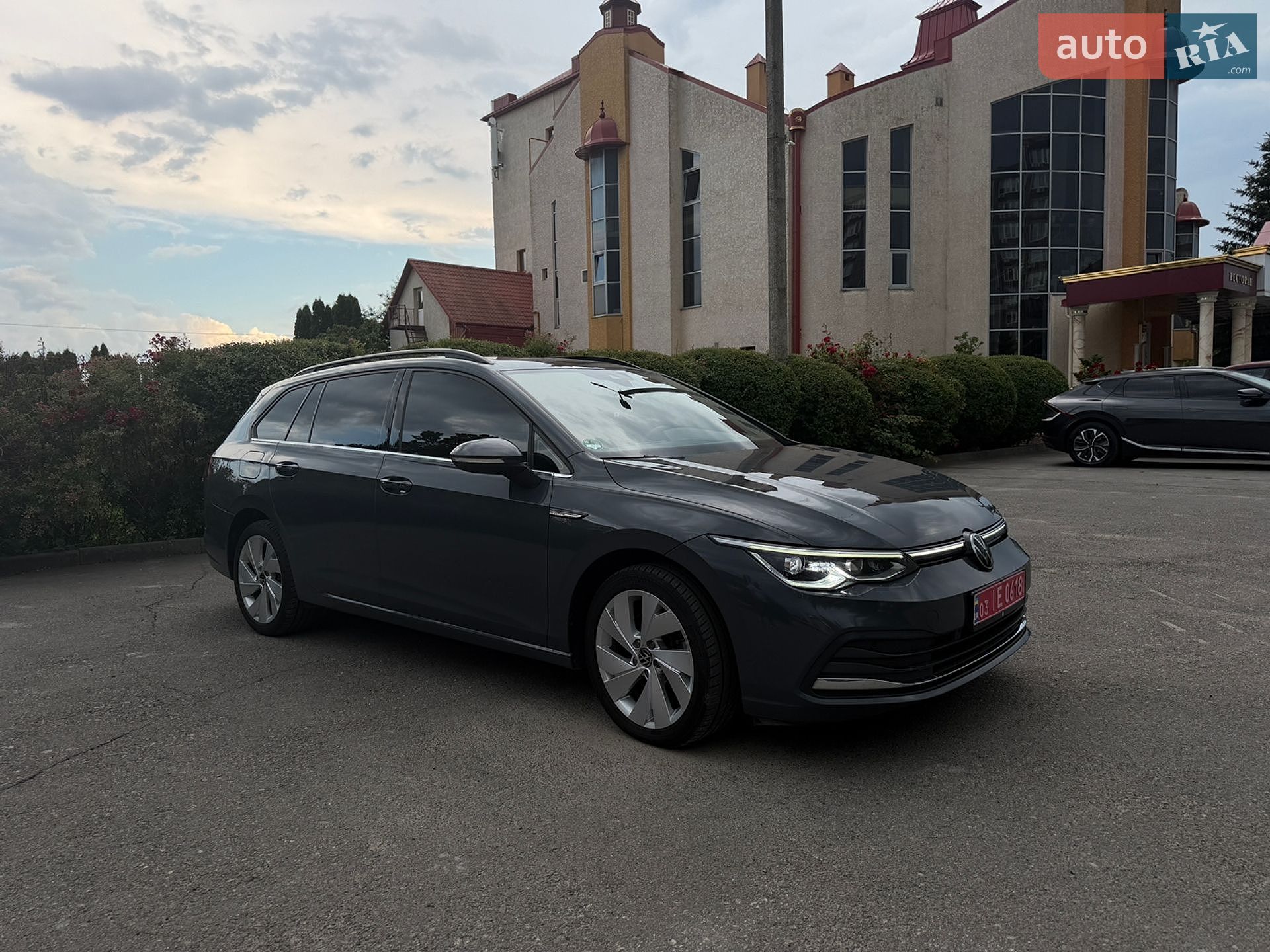 Volkswagen Golf 2022 VIN WVWZZZCD1PW515208 фото оголошення 7 з 106