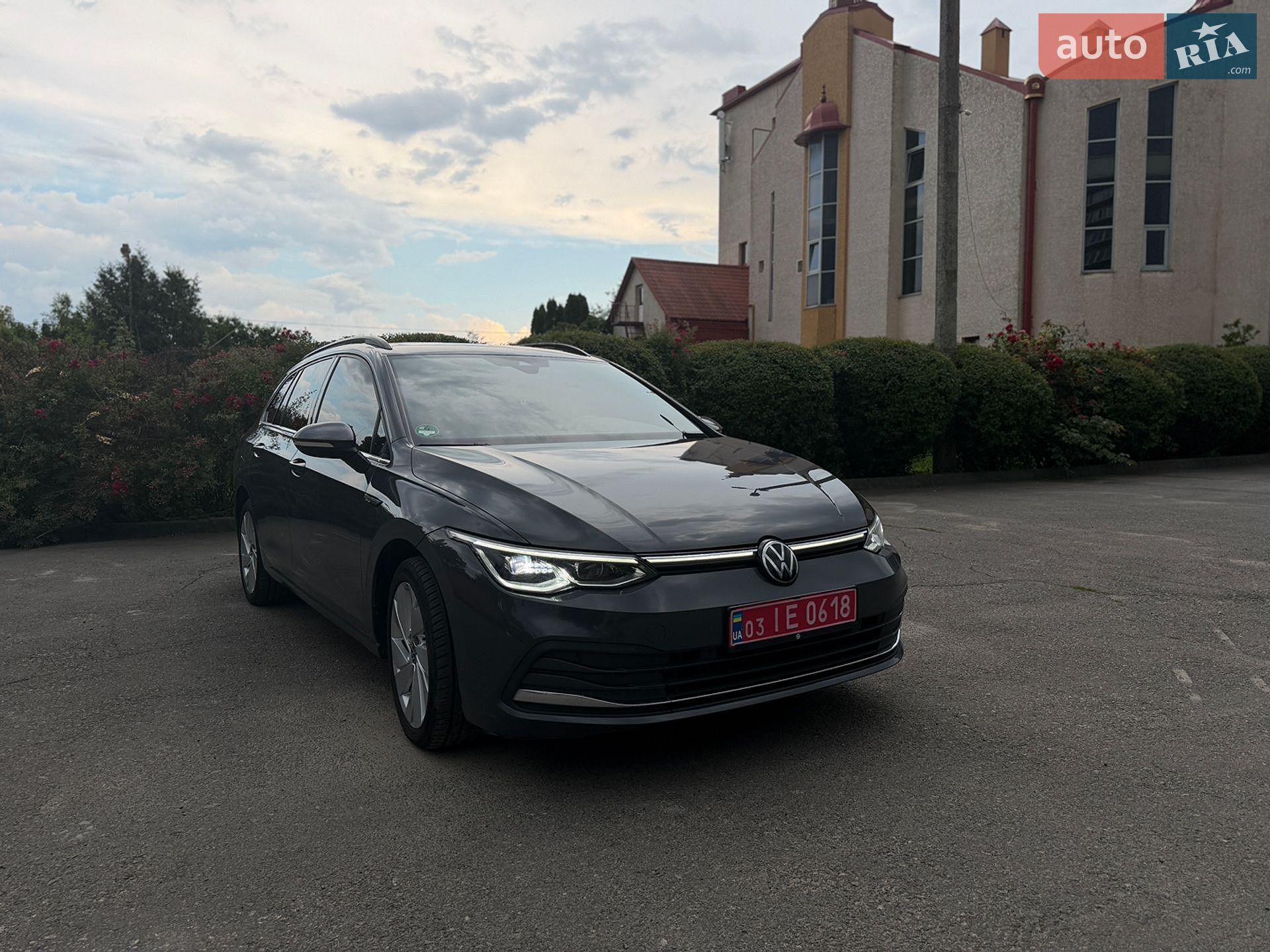 Volkswagen Golf 2022 VIN WVWZZZCD1PW515208 фото оголошення 8 з 106