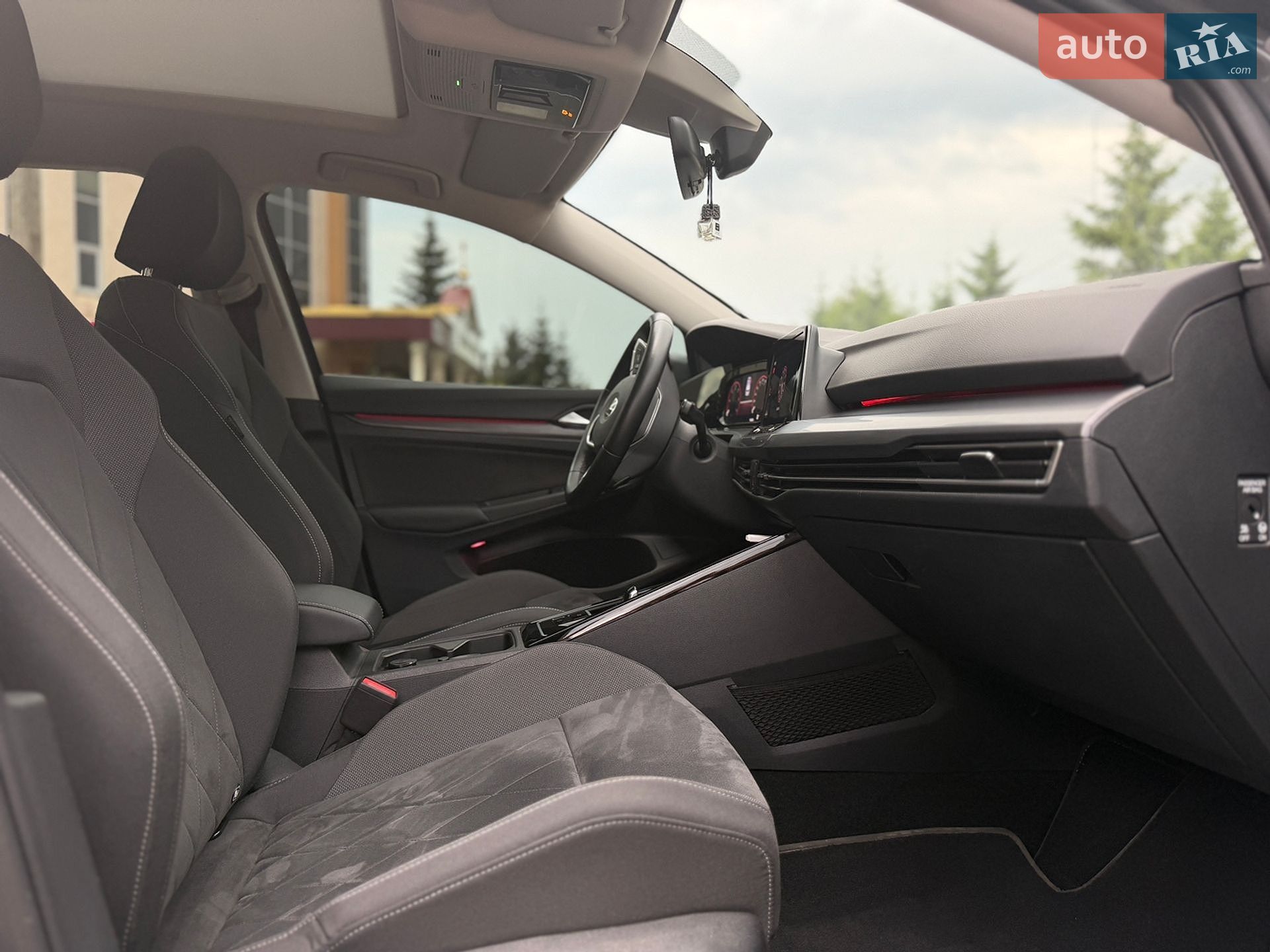 Volkswagen Golf 2022 VIN WVWZZZCD1PW515208 фото оголошення 48 з 106