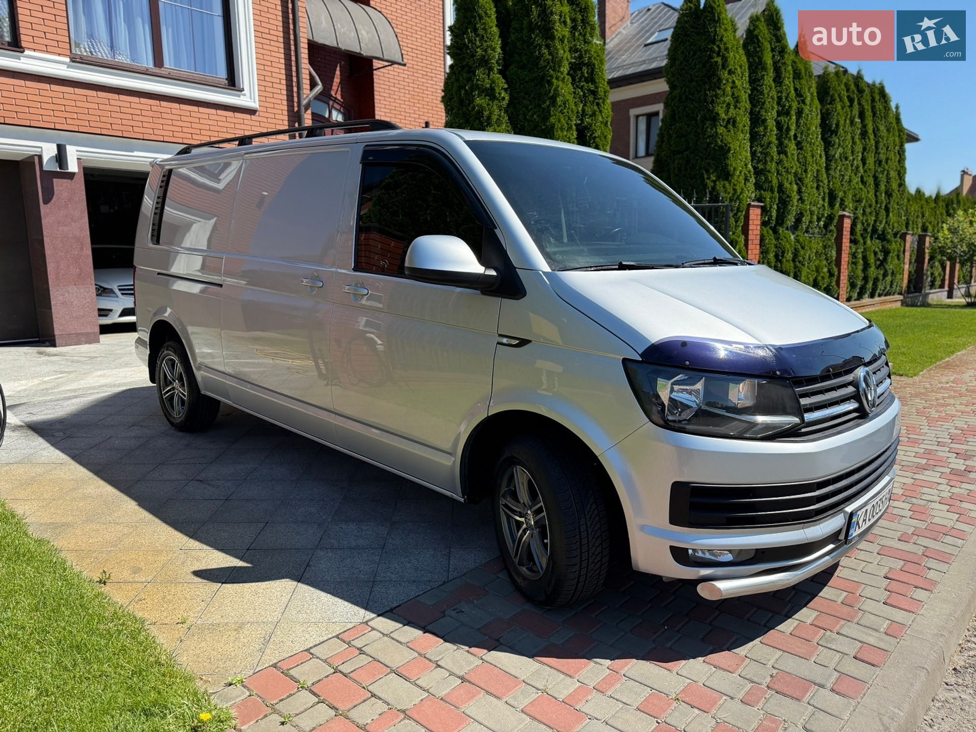 Volkswagen Transporter 2016 VIN WV1ZZZ7HZHH048956 фото оголошення 2 з 35
