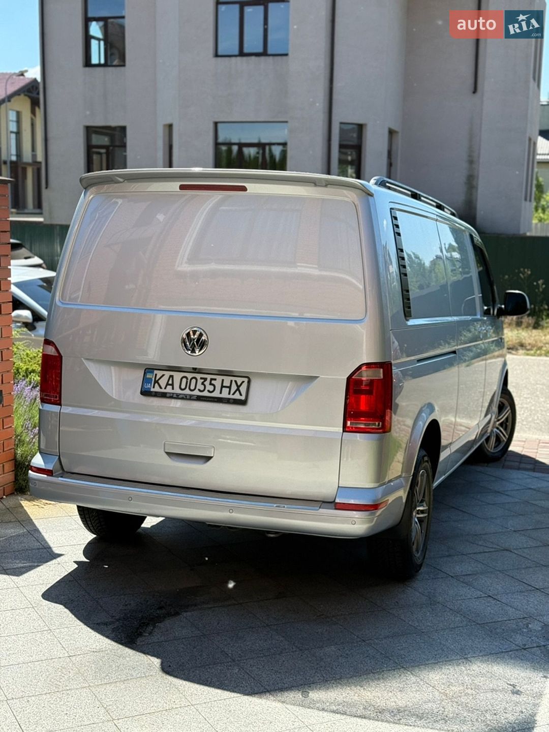 Volkswagen Transporter 2016 VIN WV1ZZZ7HZHH048956 фото оголошення 10 з 35